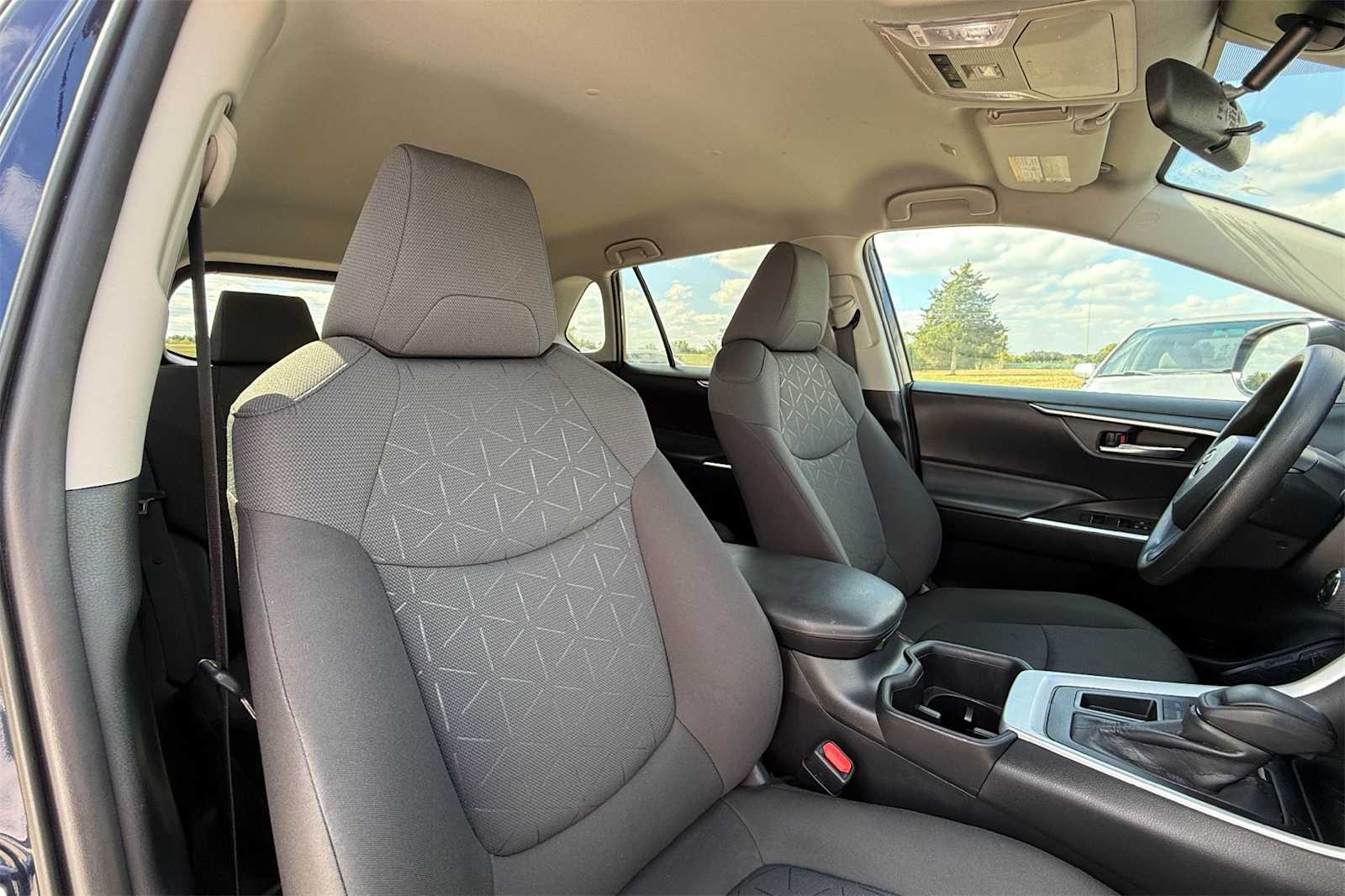 Thumbnail: 2024 Toyota RAV4 - 14