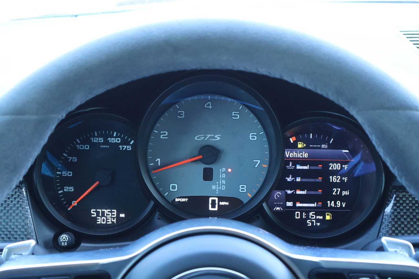 Thumbnail: 2017 Porsche Macan - 18