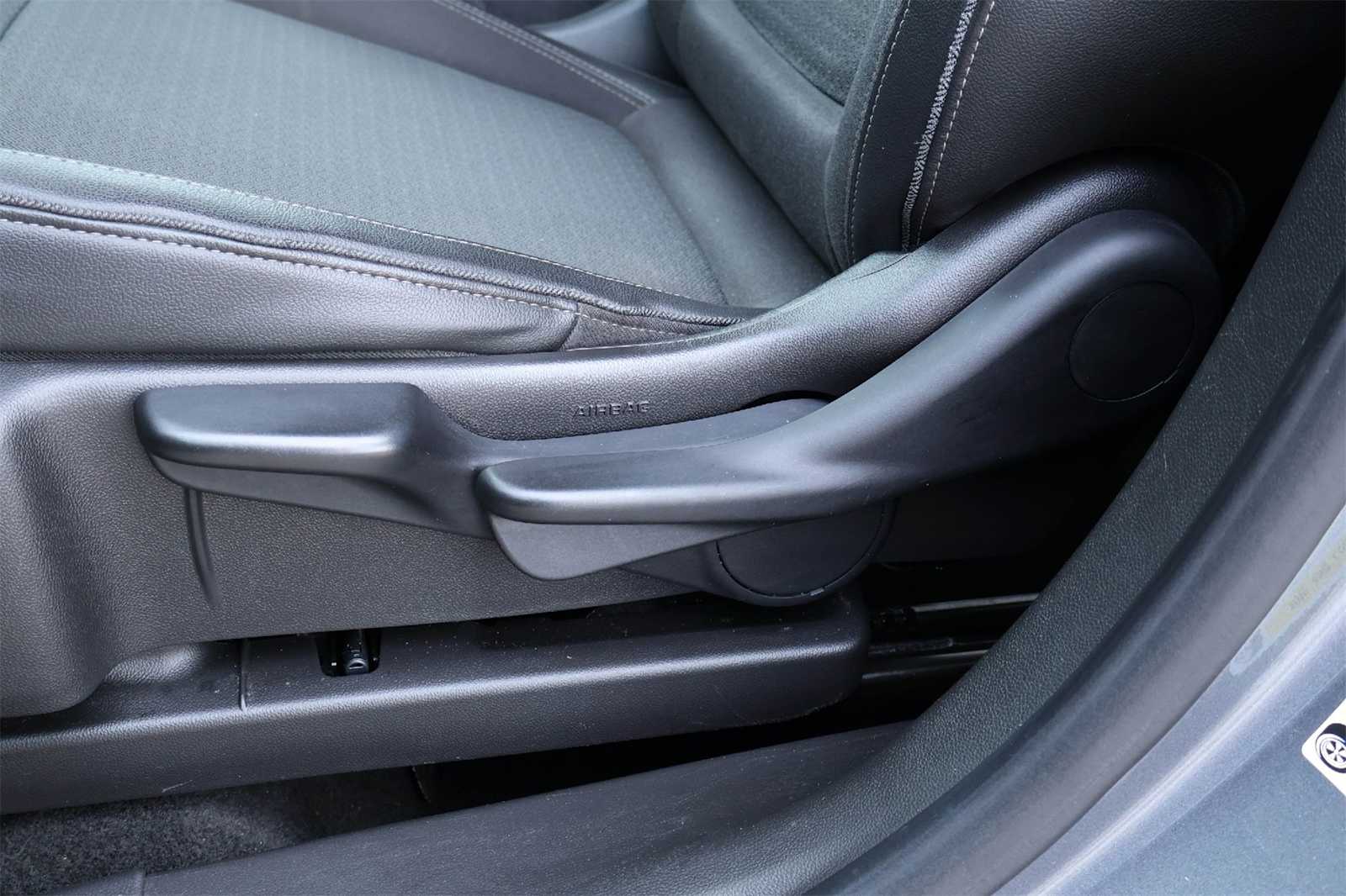 Thumbnail: 2020 Buick Encore GX - 24