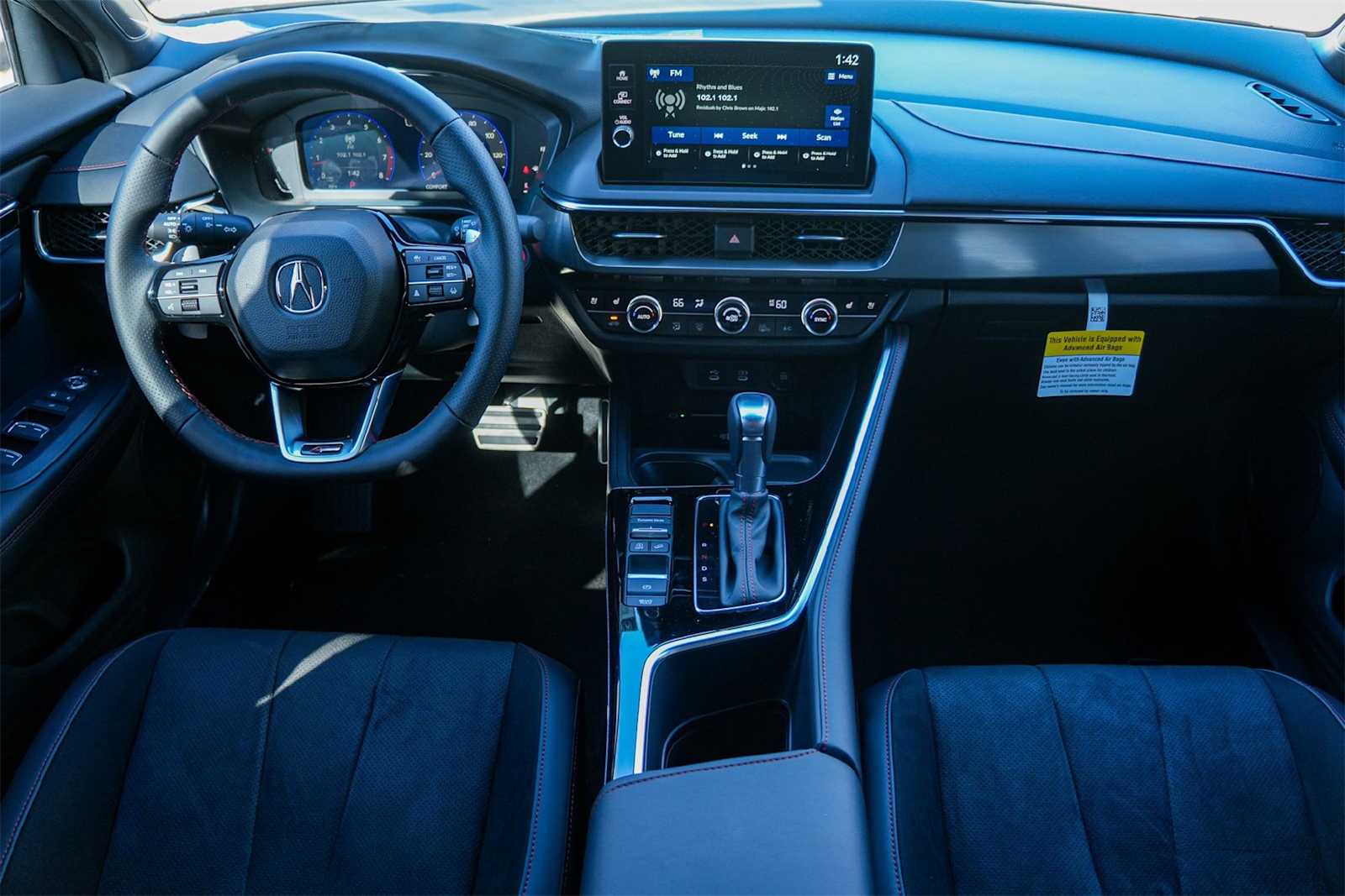 Thumbnail: 2025 Acura ADX - 10