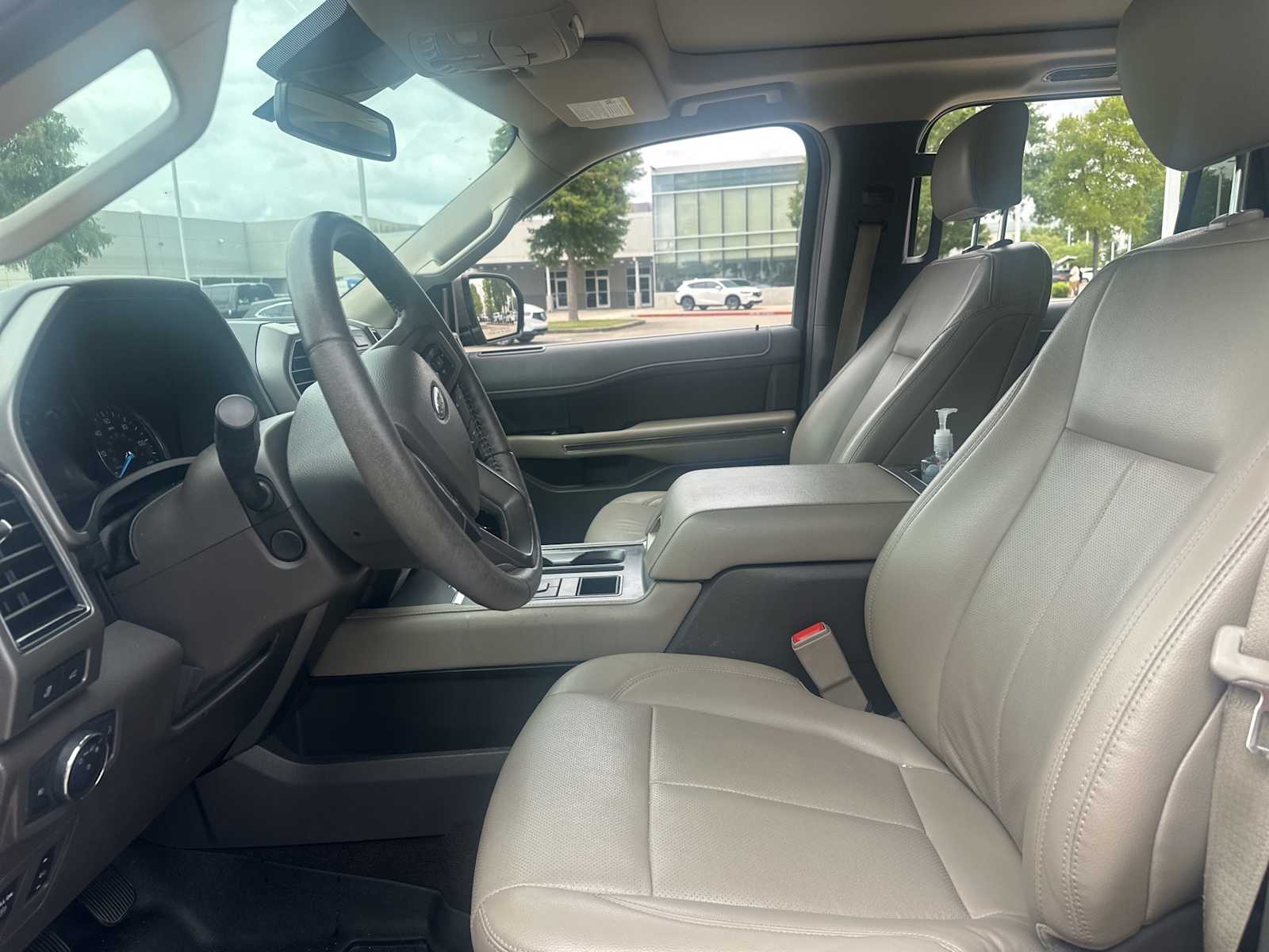 Thumbnail: 2019 Ford Expedition - 8