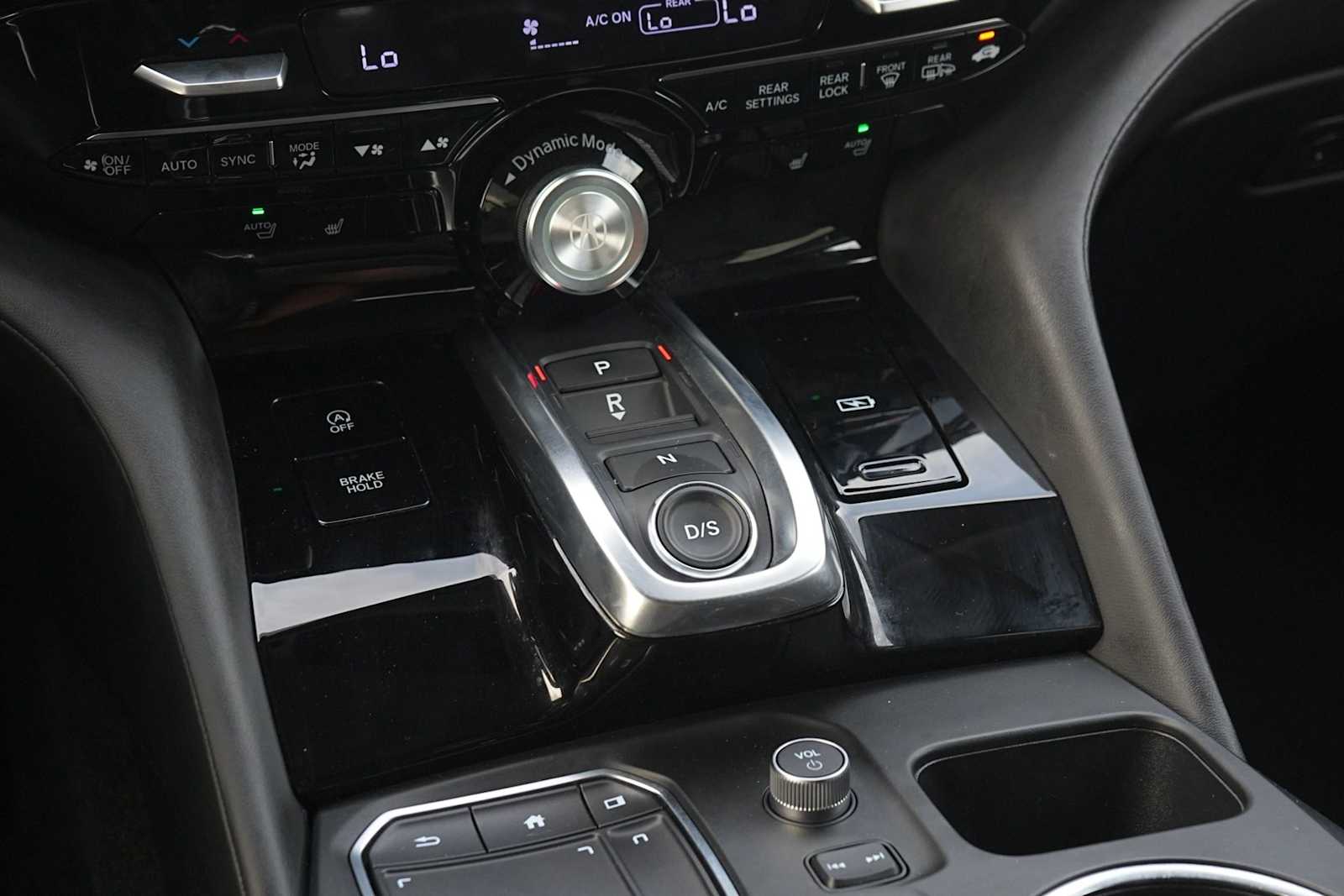 Thumbnail: 2024 Acura MDX - 20