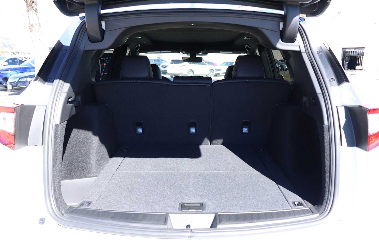 Thumbnail: 2026 Acura RDX - 19