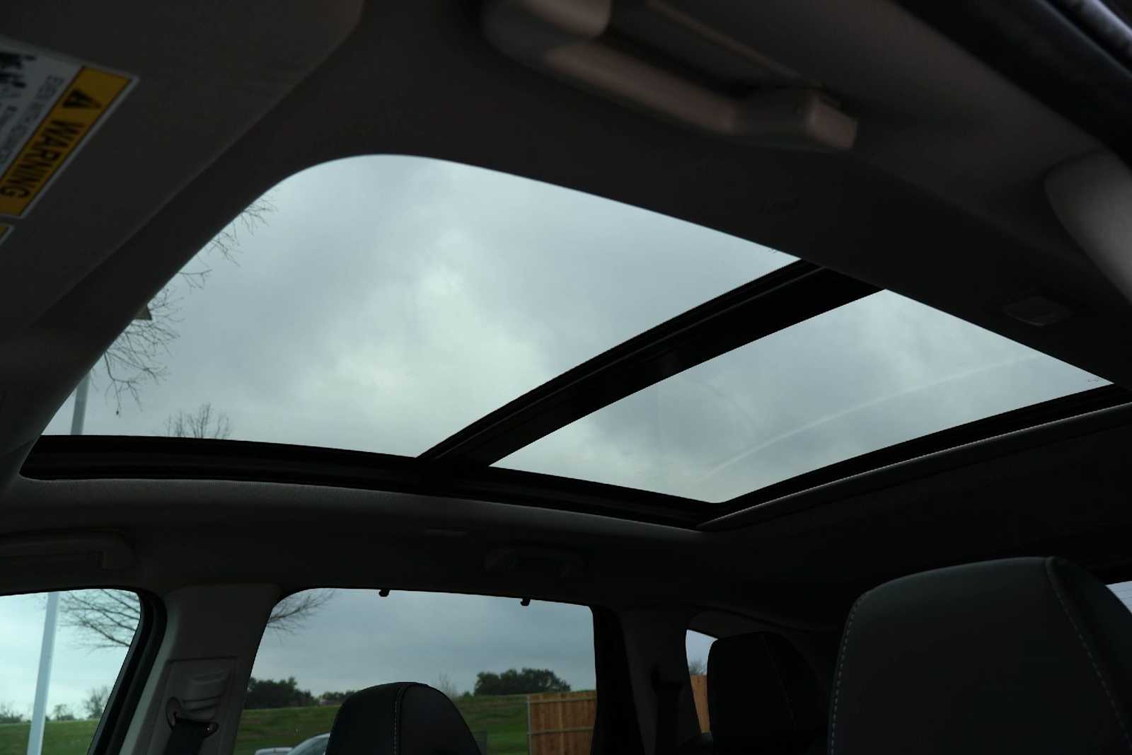 Thumbnail: 2023 Acura MDX - 30