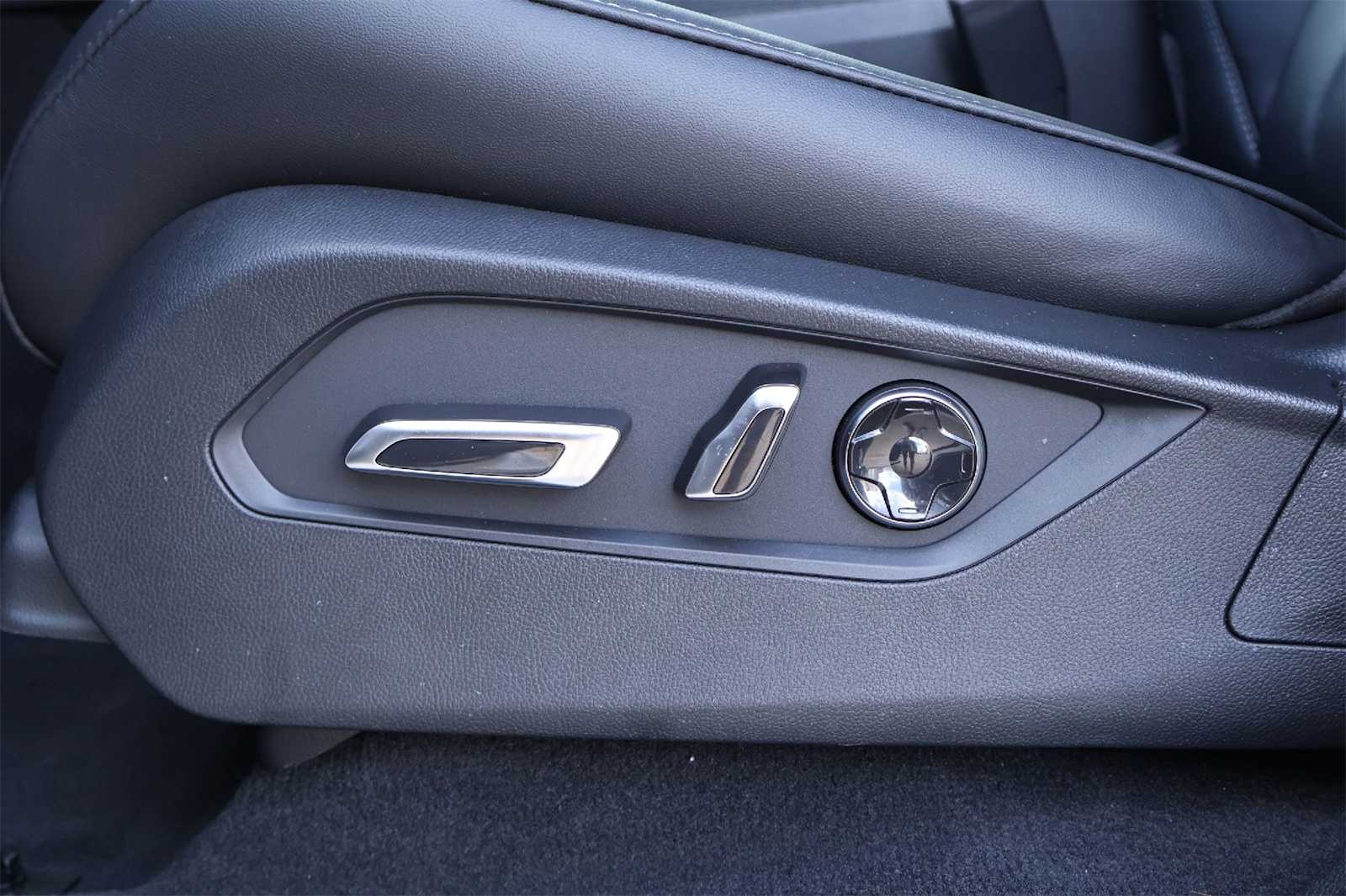 Thumbnail: 2026 Acura MDX - 24