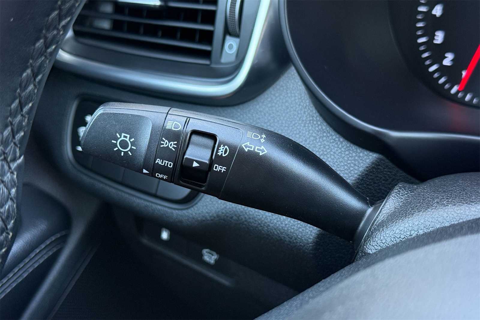 Thumbnail: 2018 Kia Sorento - 27