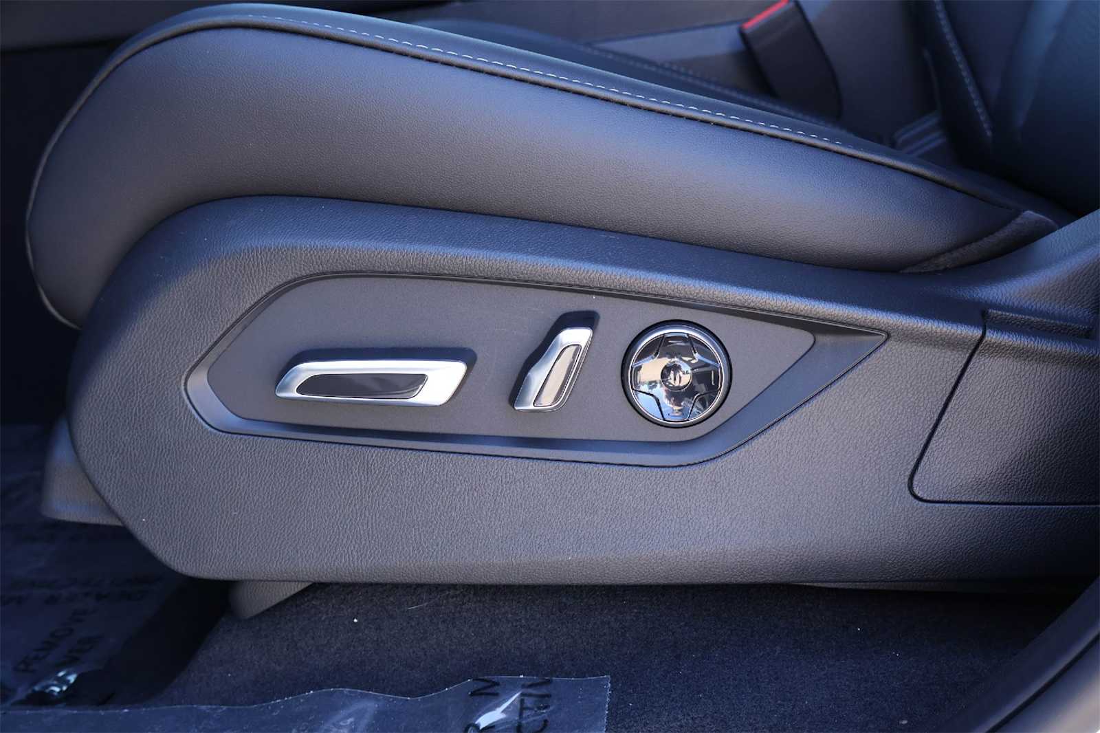 Thumbnail: 2026 Acura MDX - 24