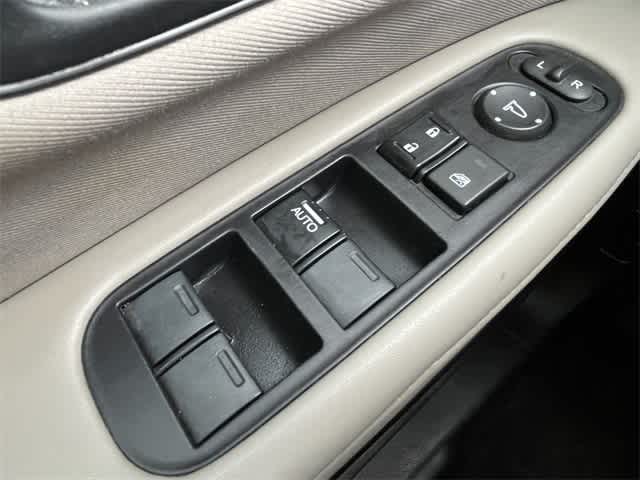 Thumbnail: 2016 Honda HR-V - 28