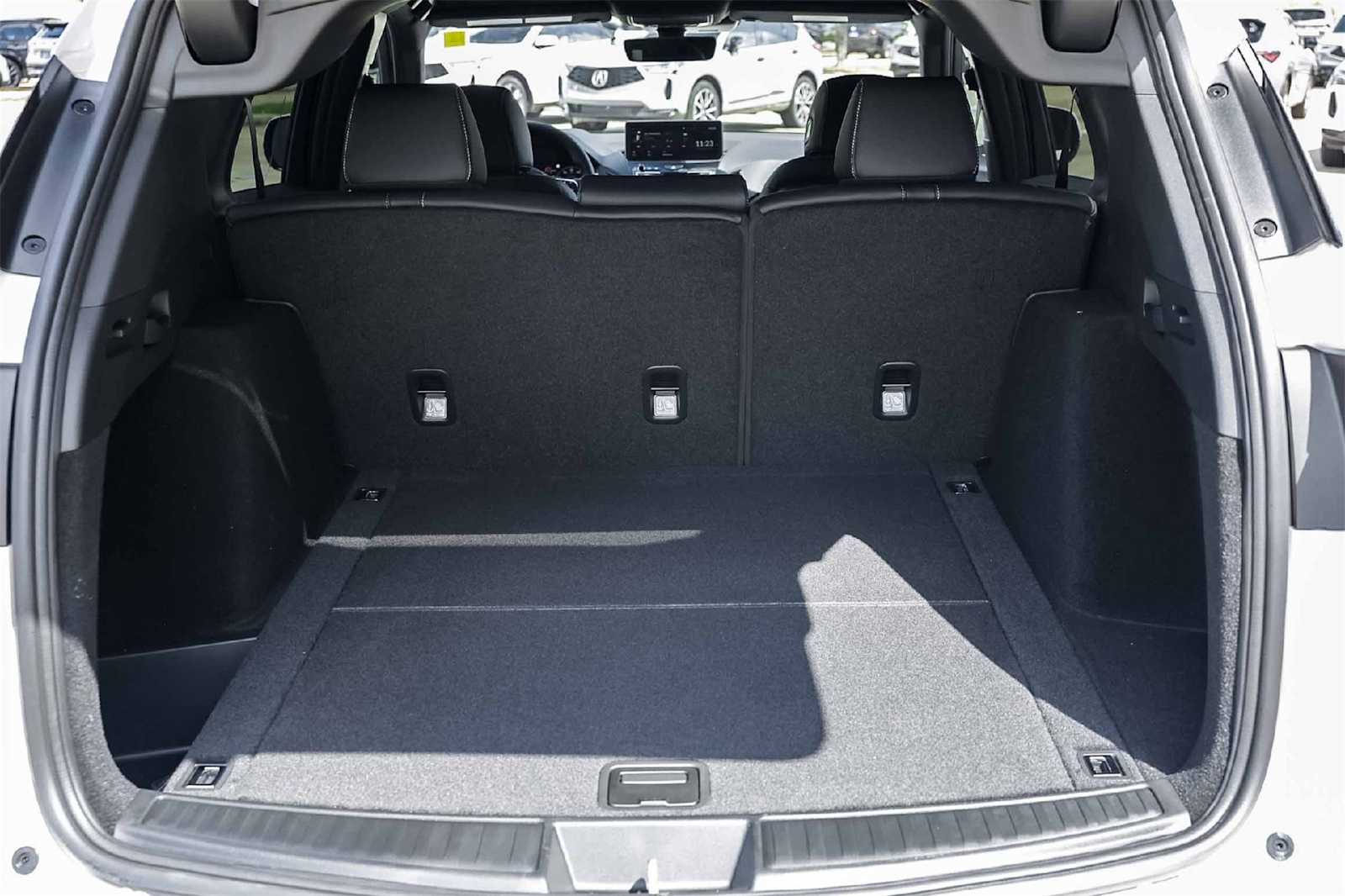 Thumbnail: 2025 Acura RDX - 19