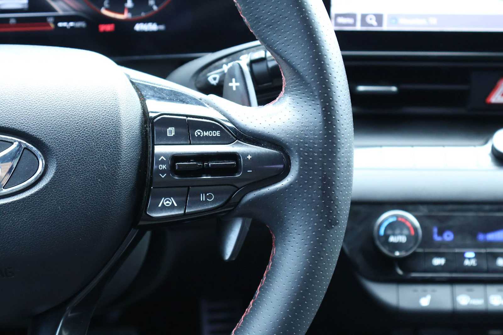 Thumbnail: 2023 Hyundai Elantra - 23