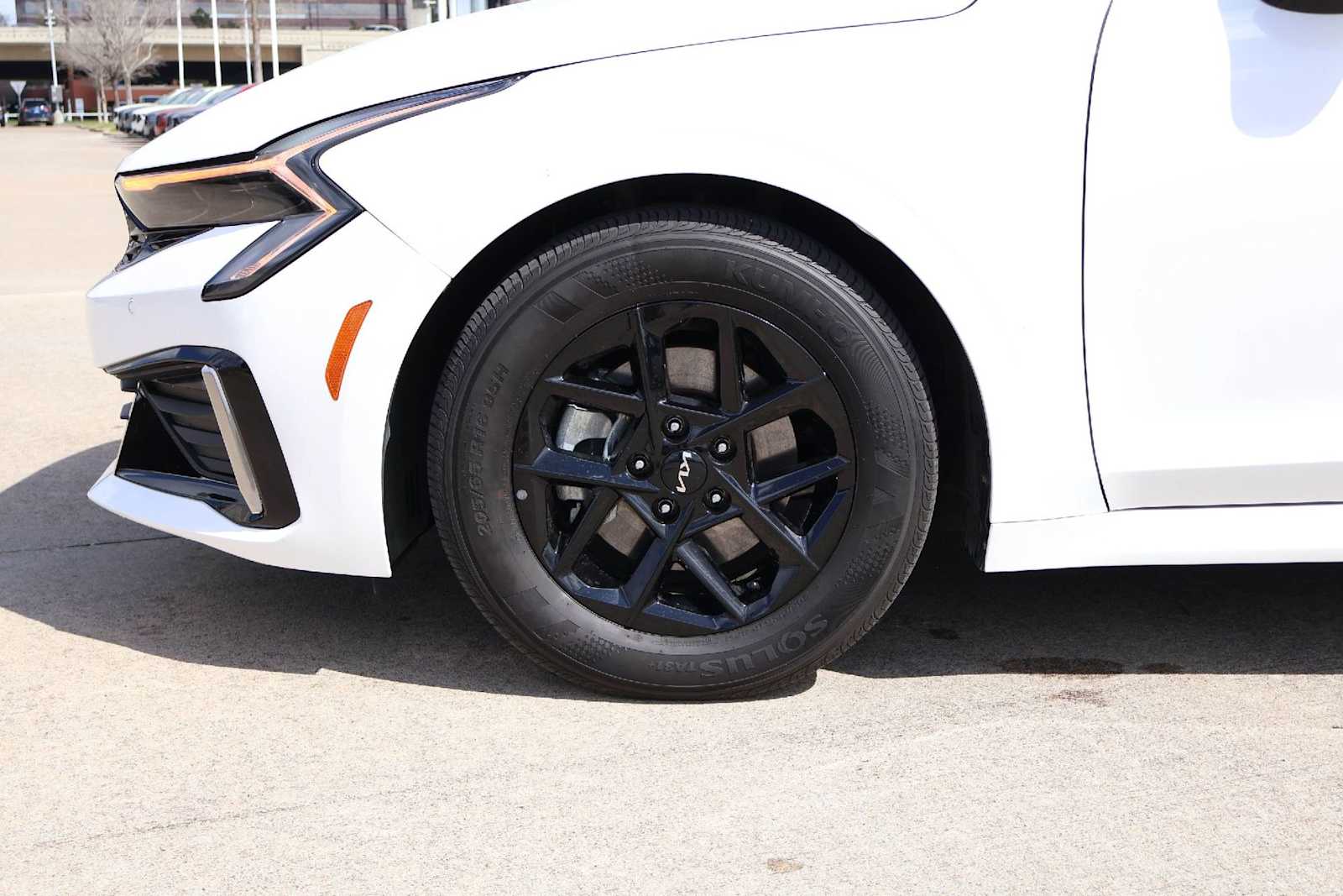 Thumbnail: 2025 Kia K5 - 8