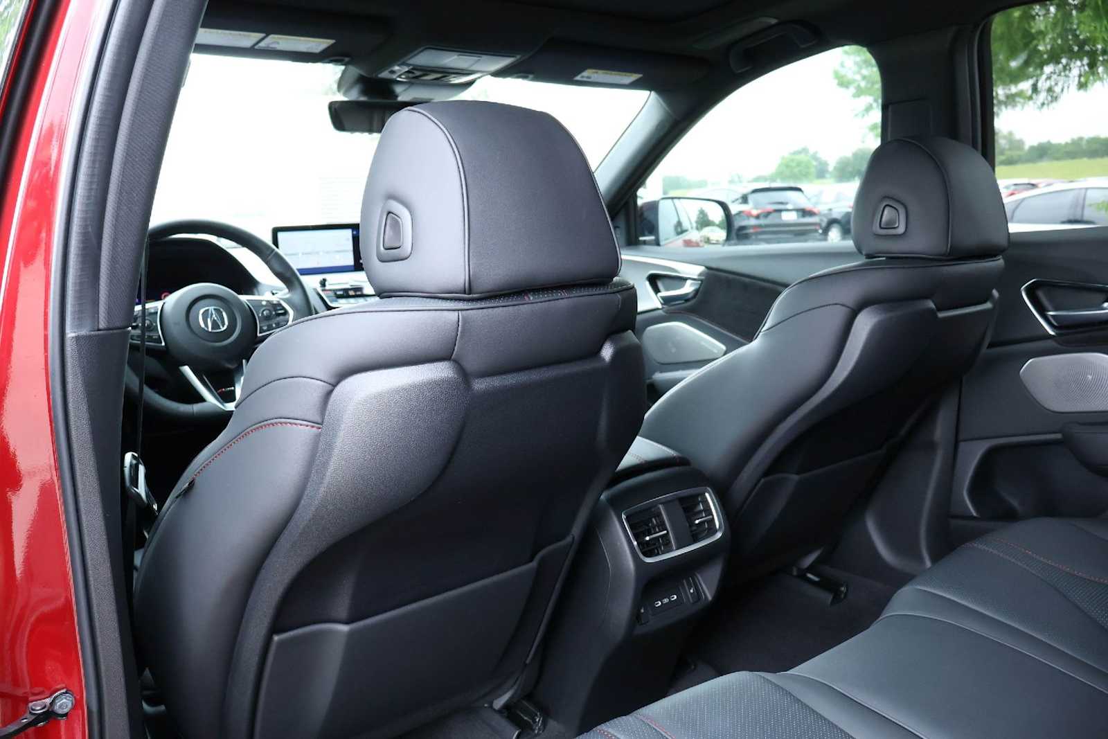 Thumbnail: 2025 Acura RDX - 12