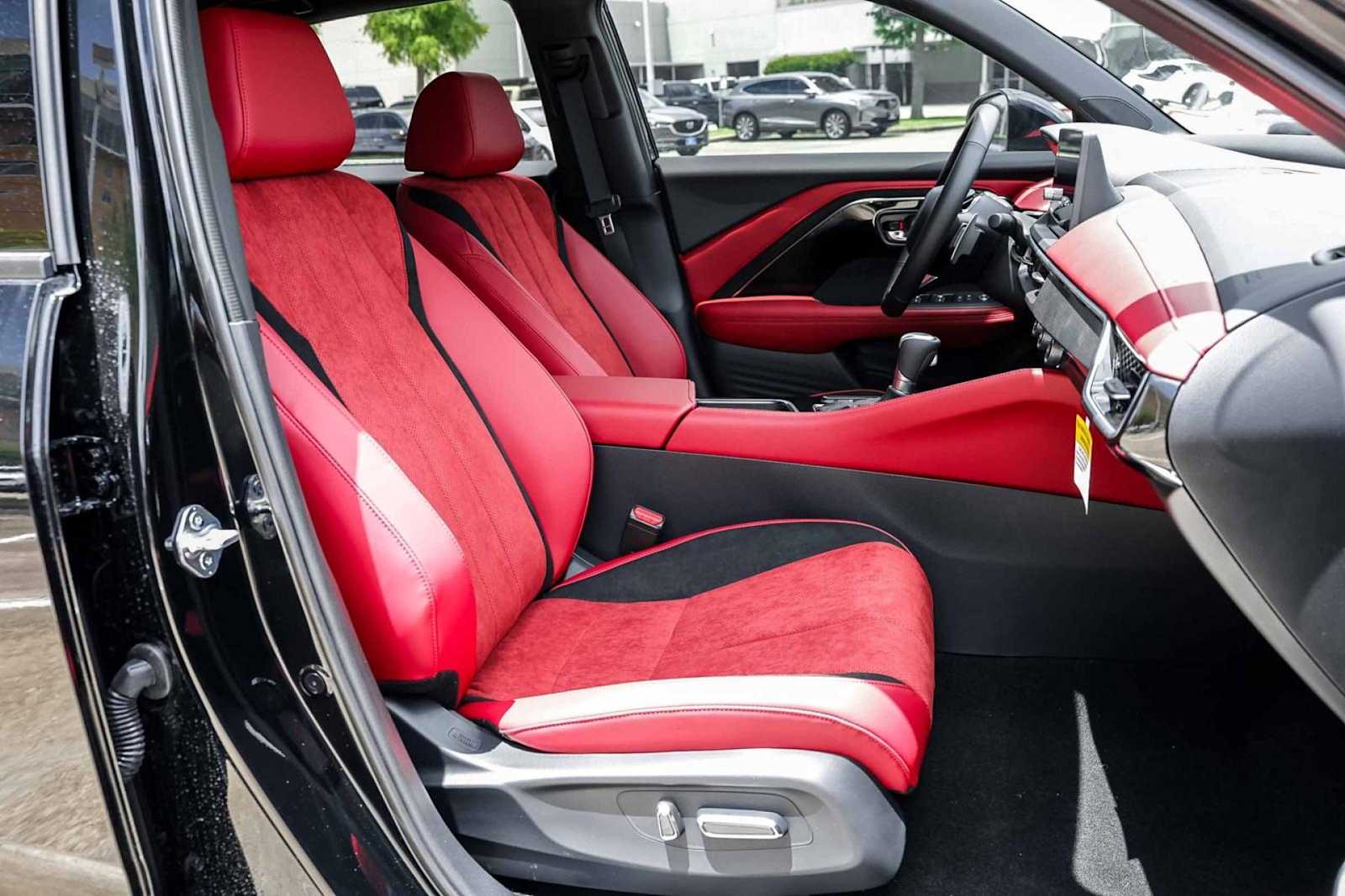 Thumbnail: 2025 Acura ADX - 14