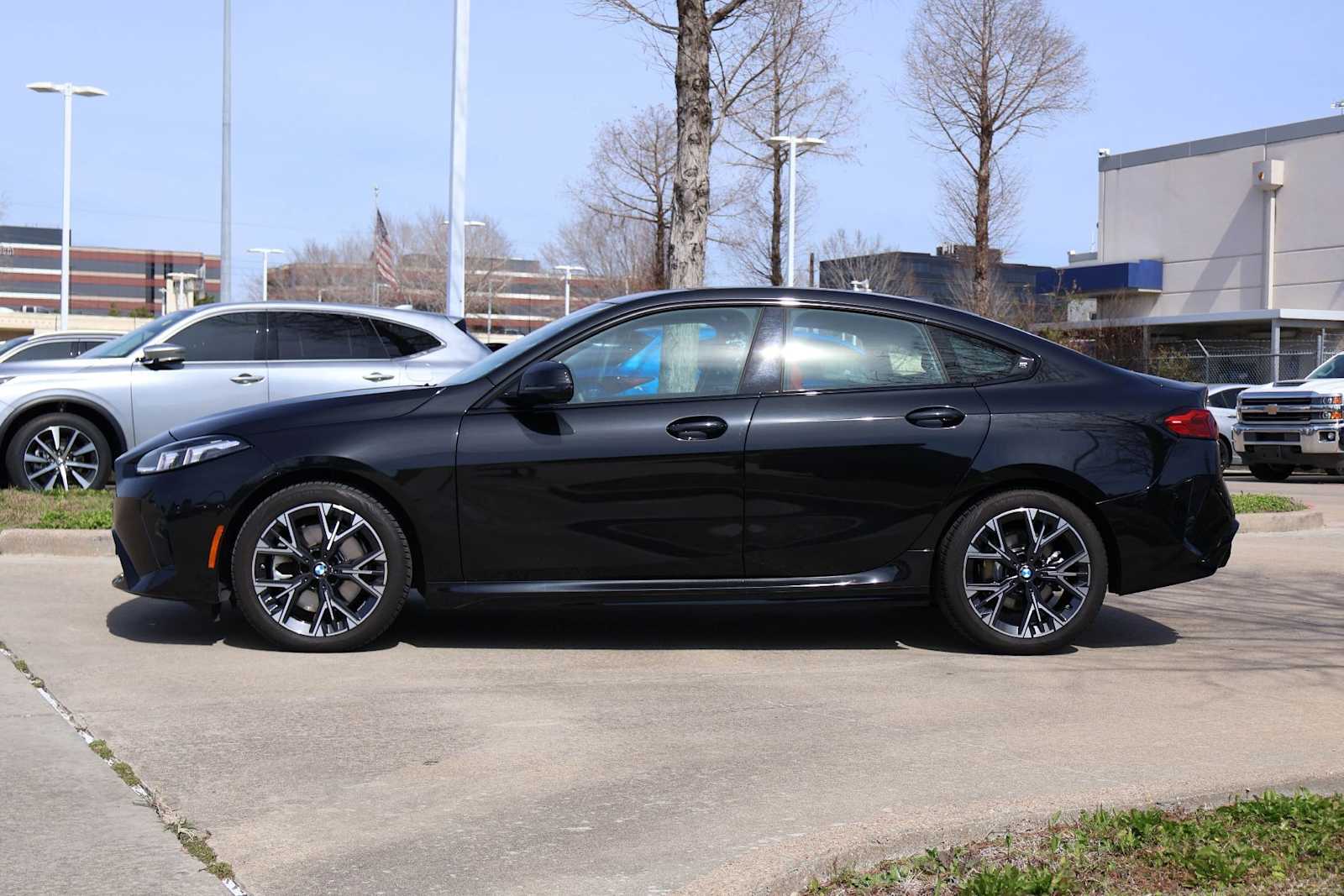 Thumbnail: 2025 BMW 2 Series - 3