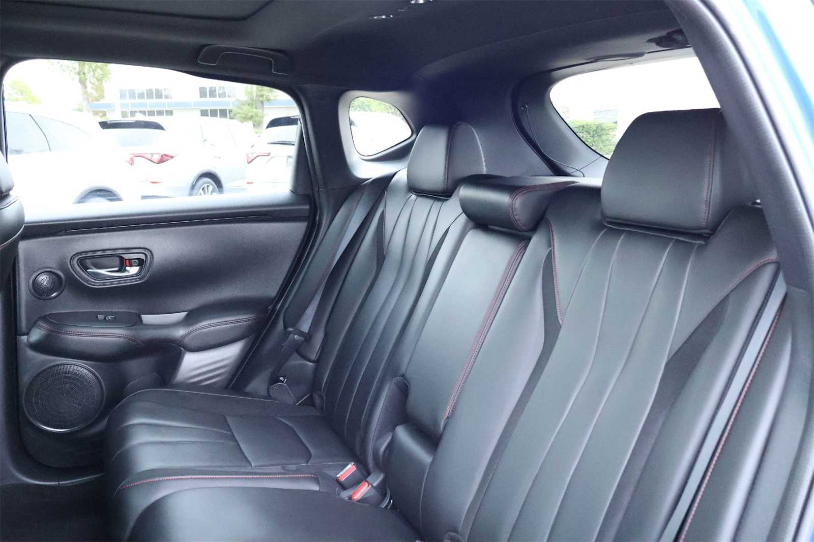 Thumbnail: 2025 Acura ADX - 13