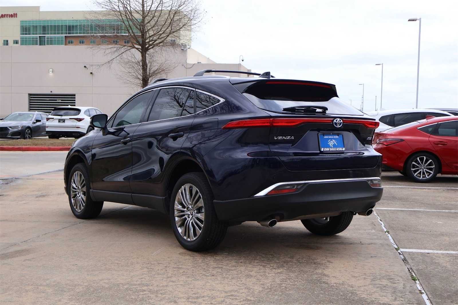 Thumbnail: 2024 Toyota Venza - 4