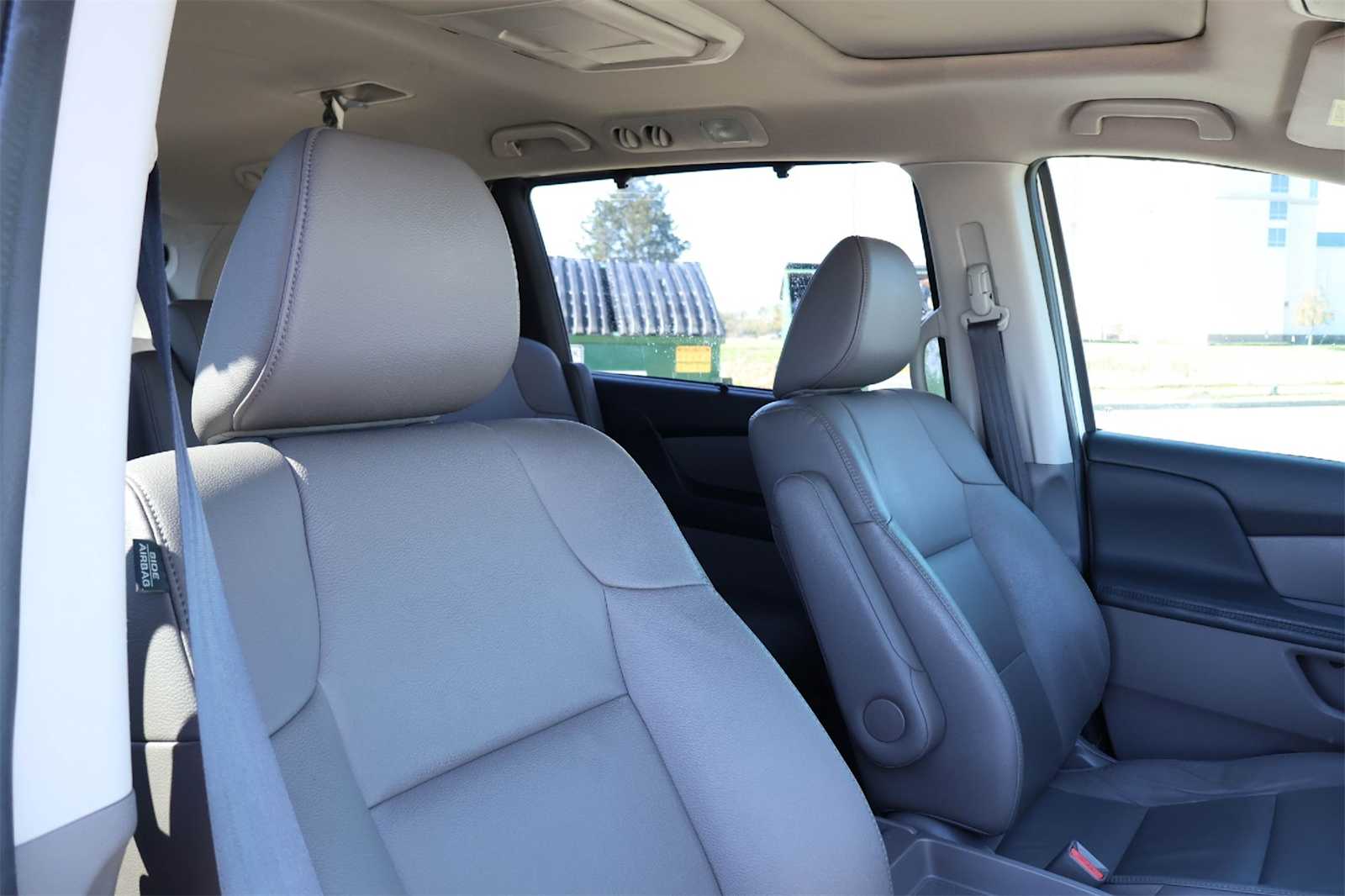 Thumbnail: 2016 Honda Odyssey - 14