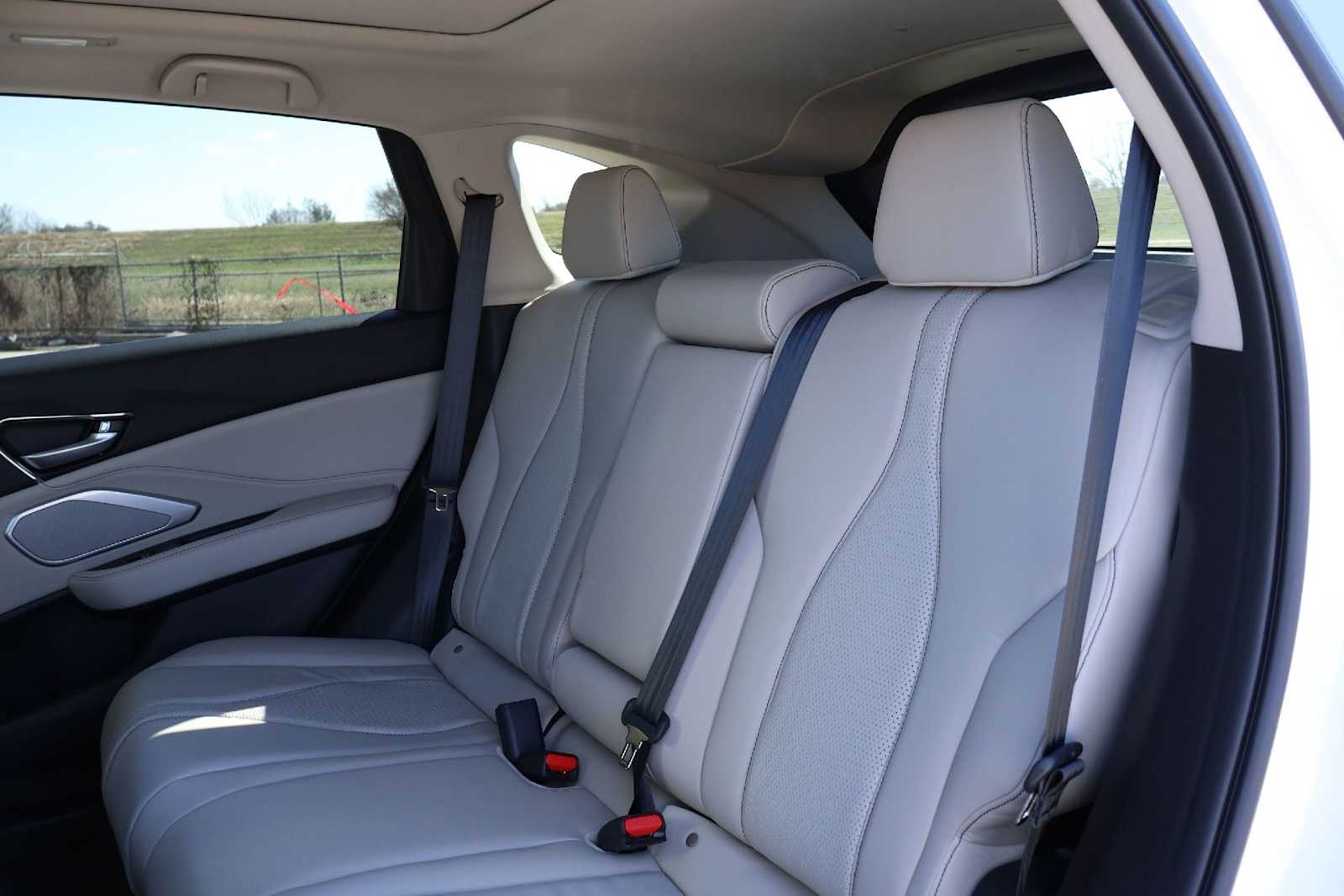 Thumbnail: 2026 Acura RDX - 13