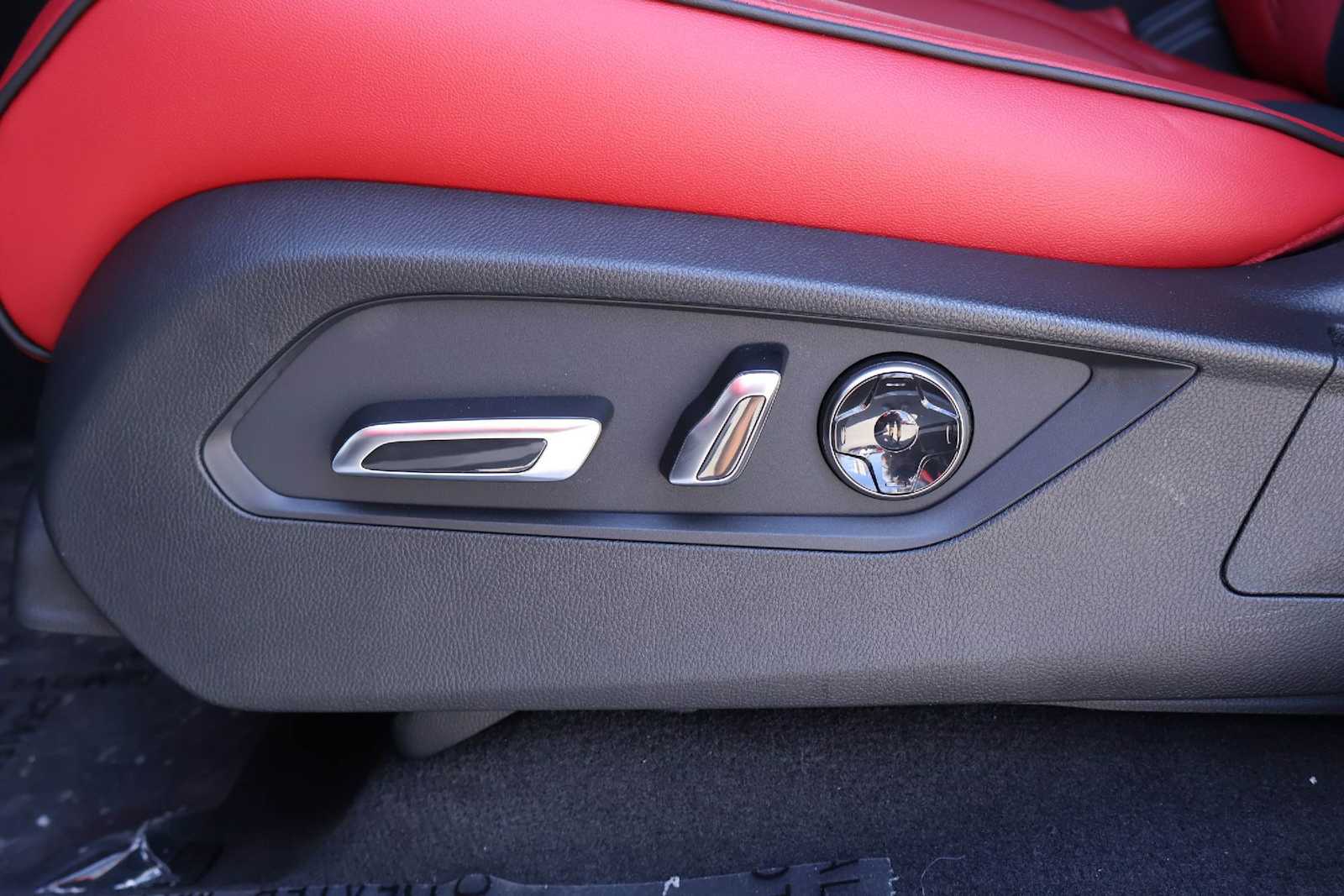 Thumbnail: 2026 Acura MDX - 24