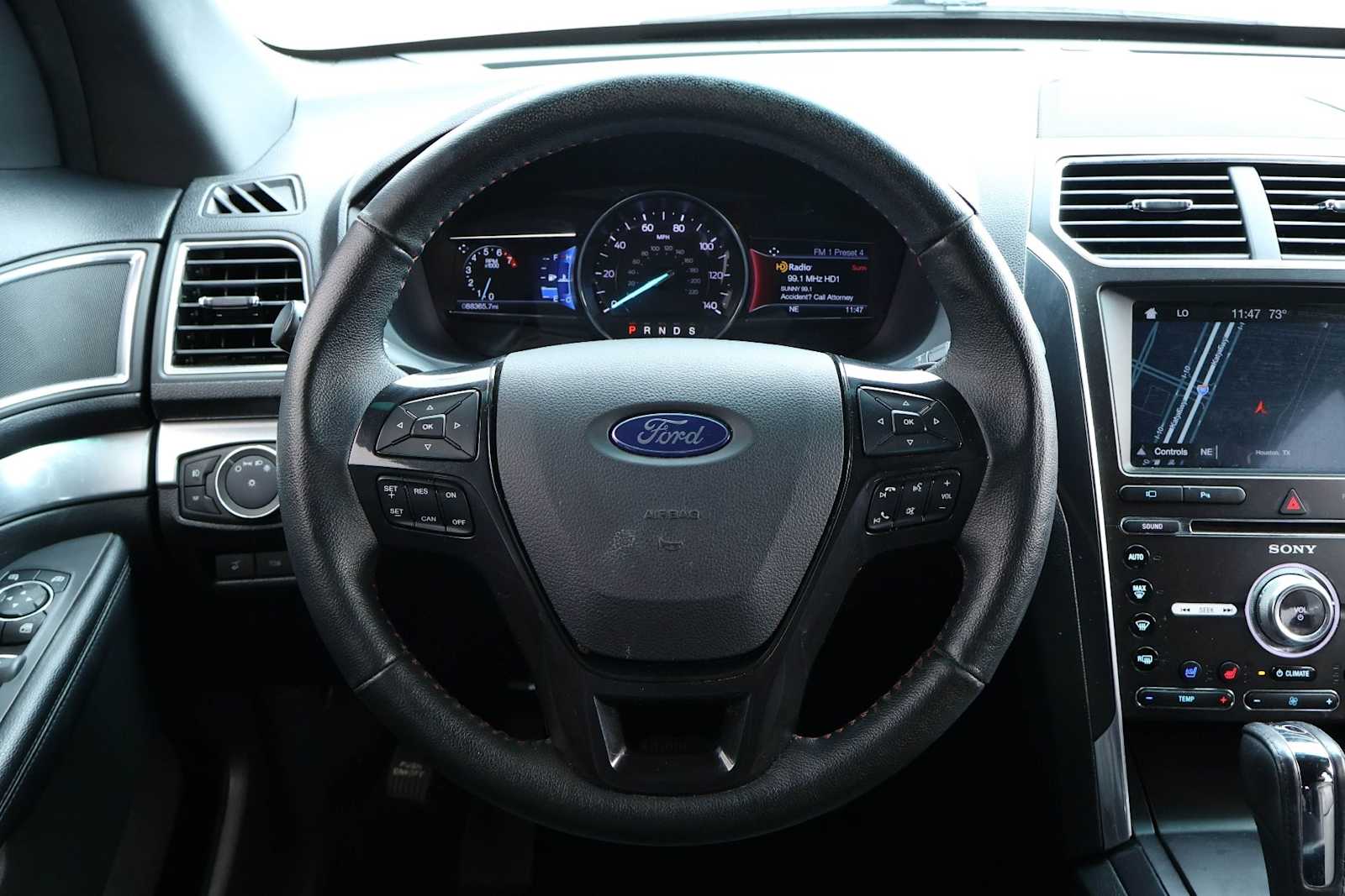 Thumbnail: 2017 Ford Explorer - 15