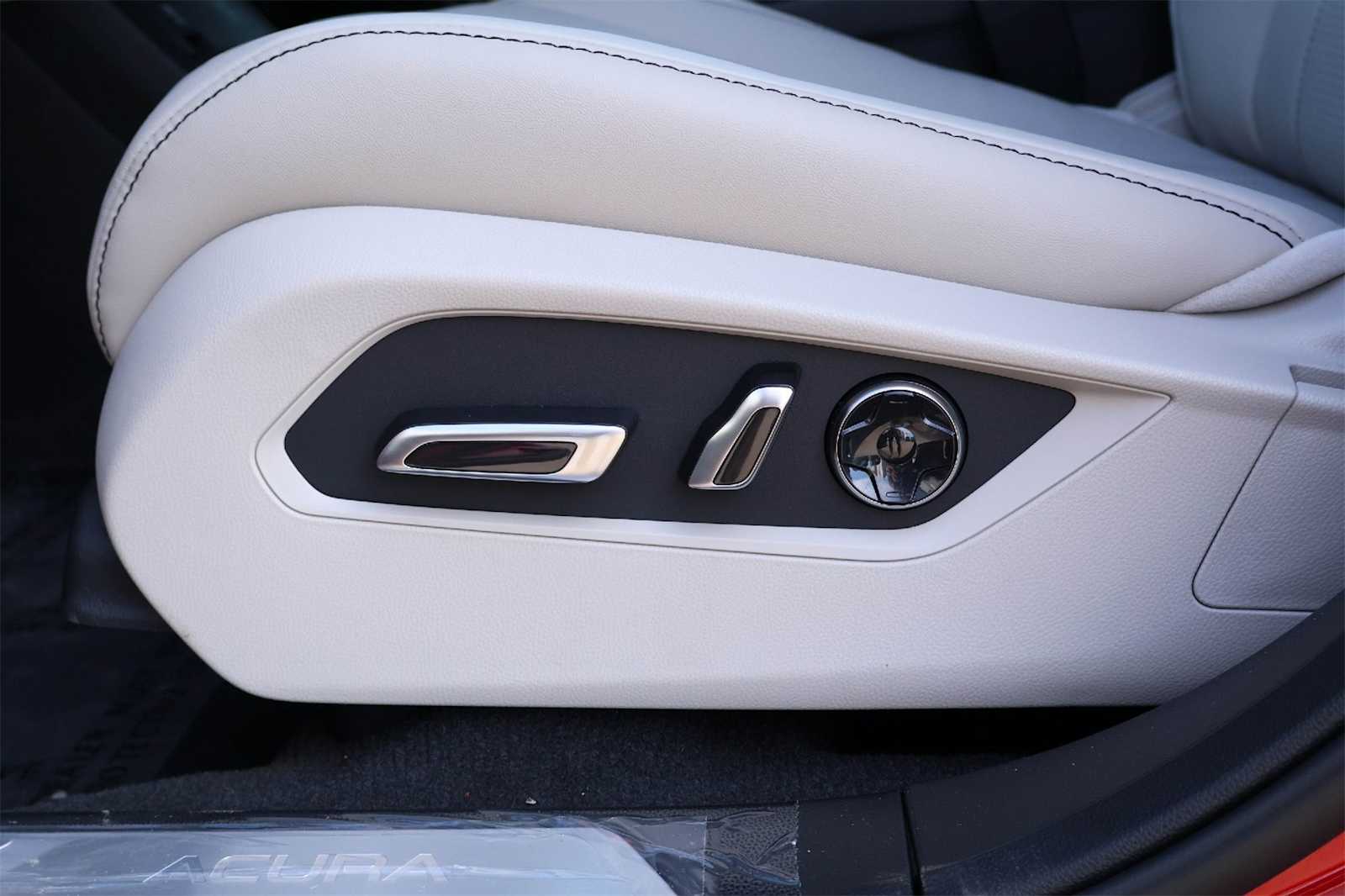 Thumbnail: 2026 Acura RDX - 24