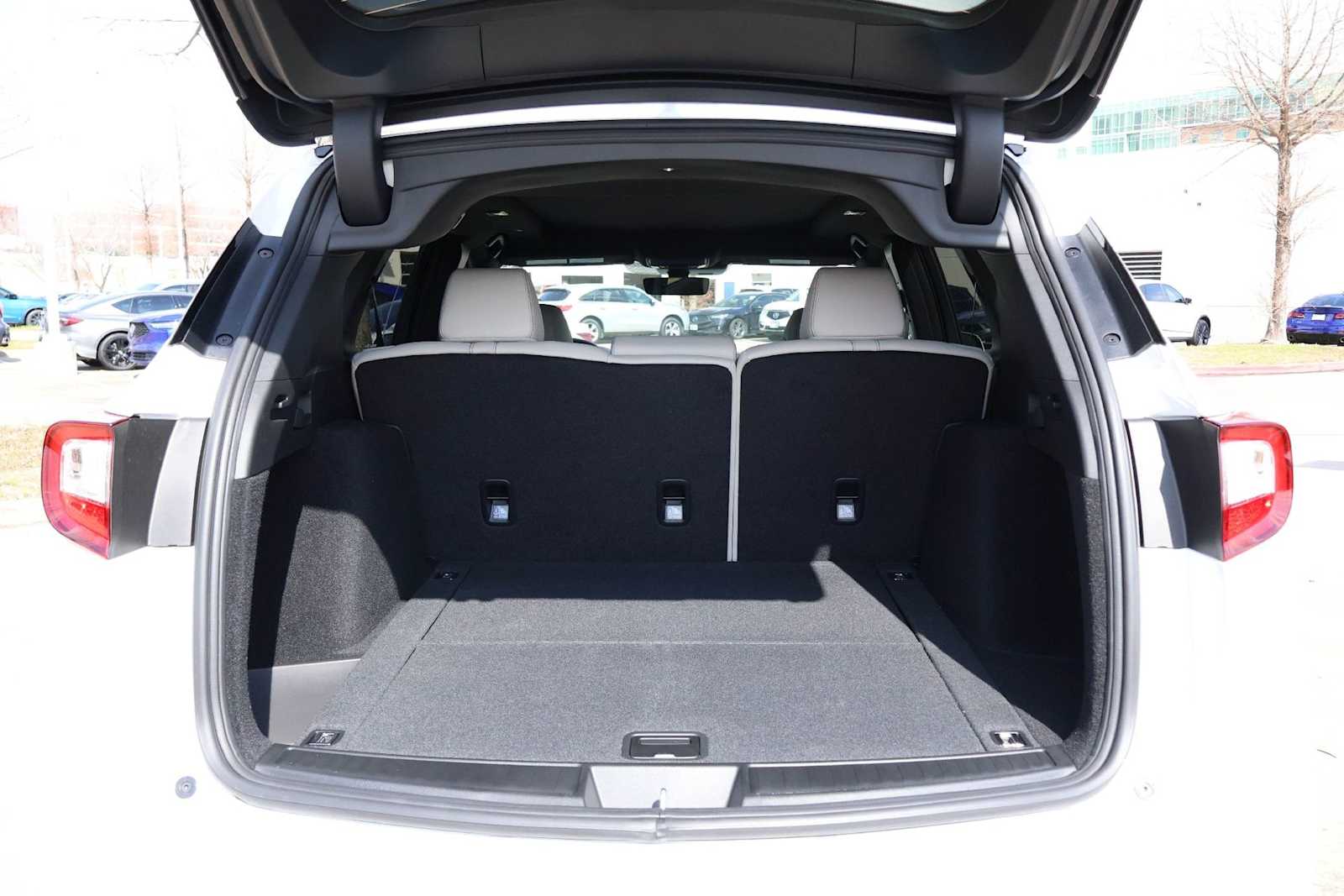 Thumbnail: 2026 Acura RDX - 19