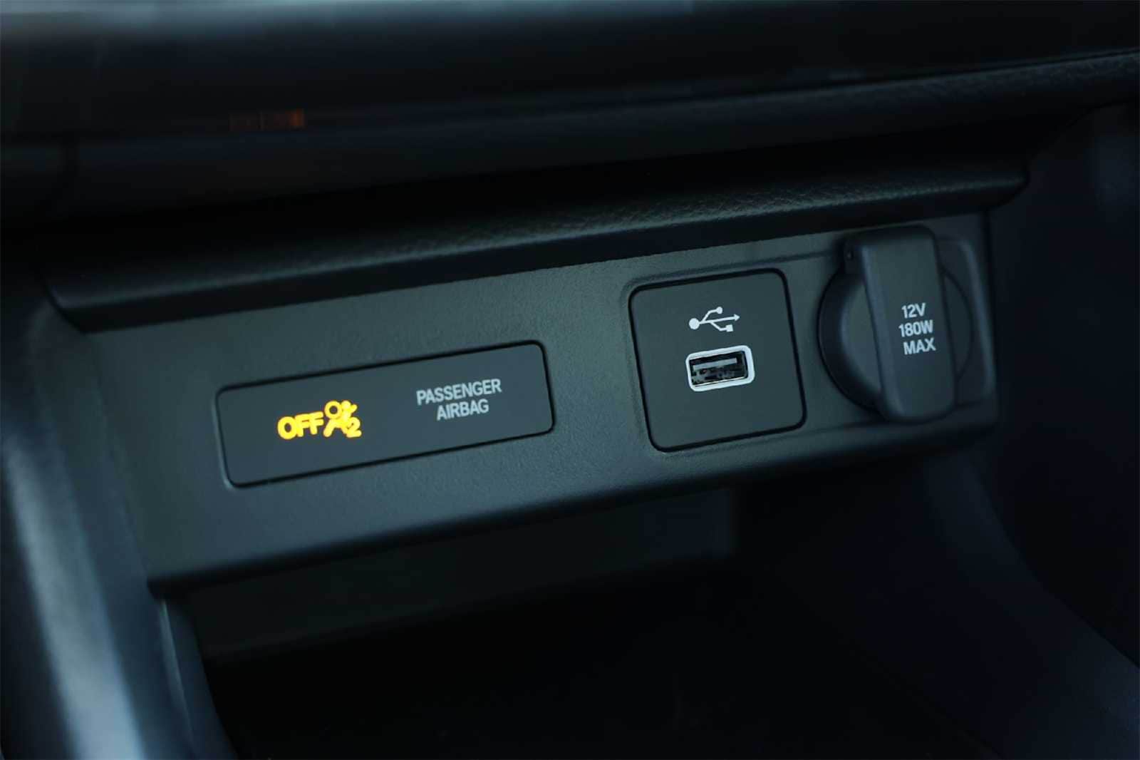 Thumbnail: 2025 Acura Integra - 23