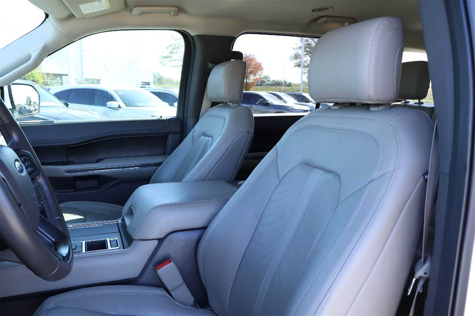 Thumbnail: 2019 Ford Expedition - 11