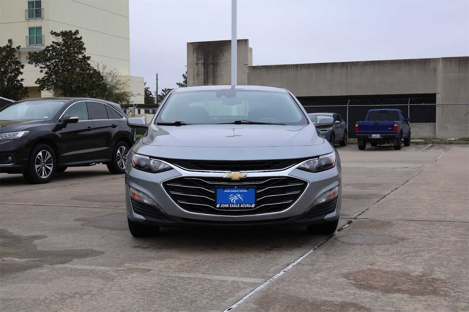 Thumbnail: 2023 Chevrolet Malibu - 6