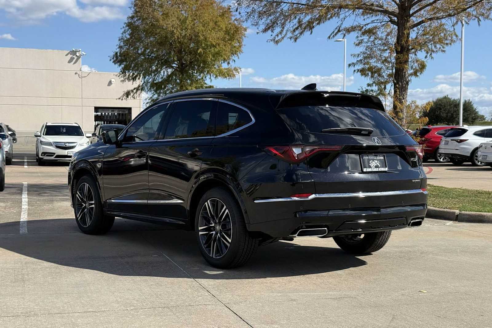Thumbnail: 2026 Acura MDX - 4