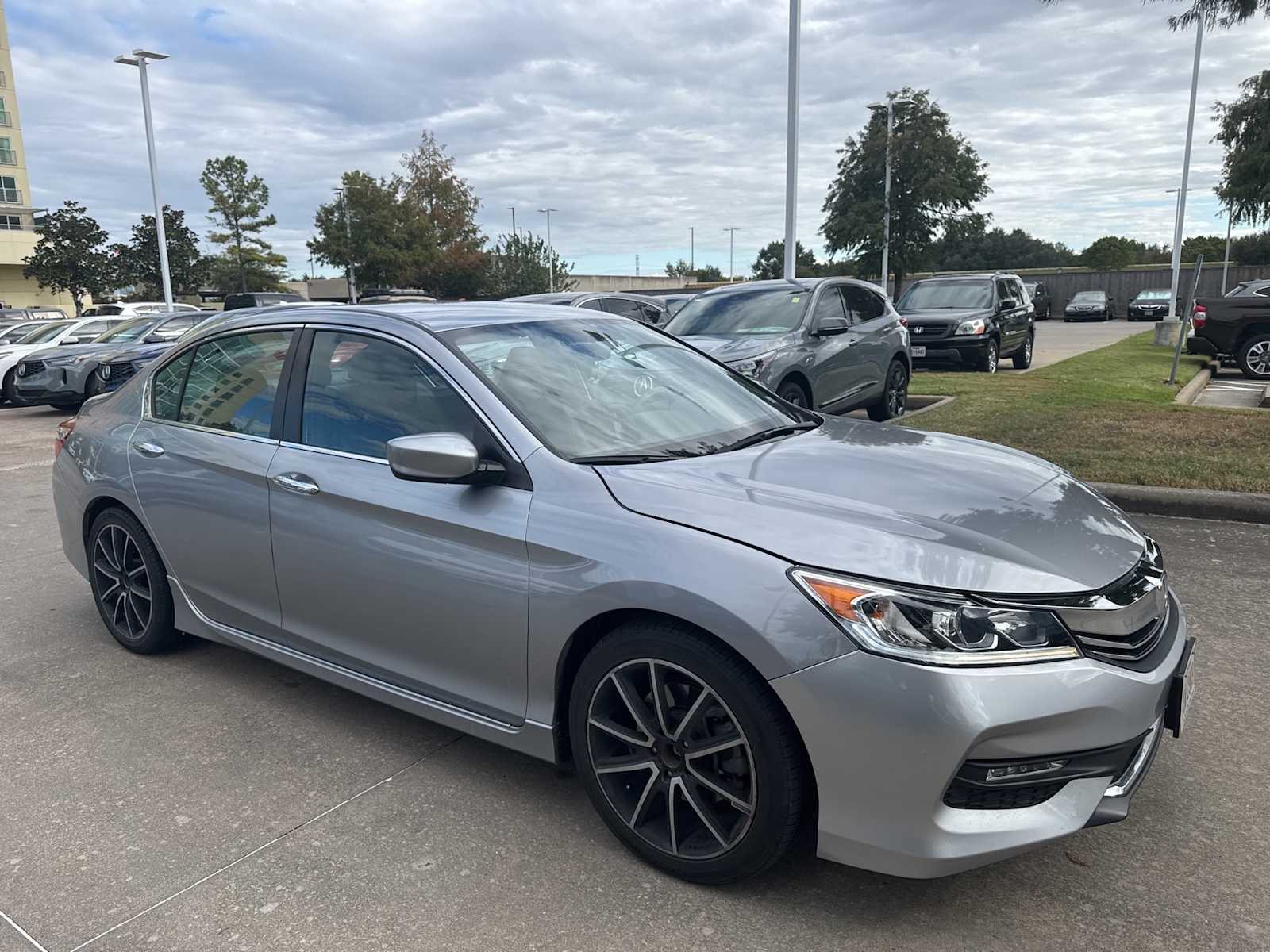 Thumbnail: 2017 Honda Accord - 5