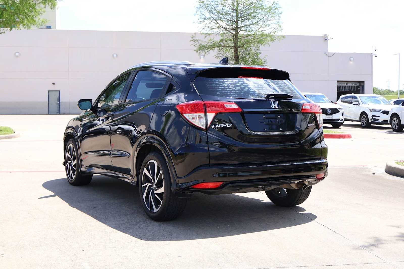 Thumbnail: 2019 Honda HR-V - 4