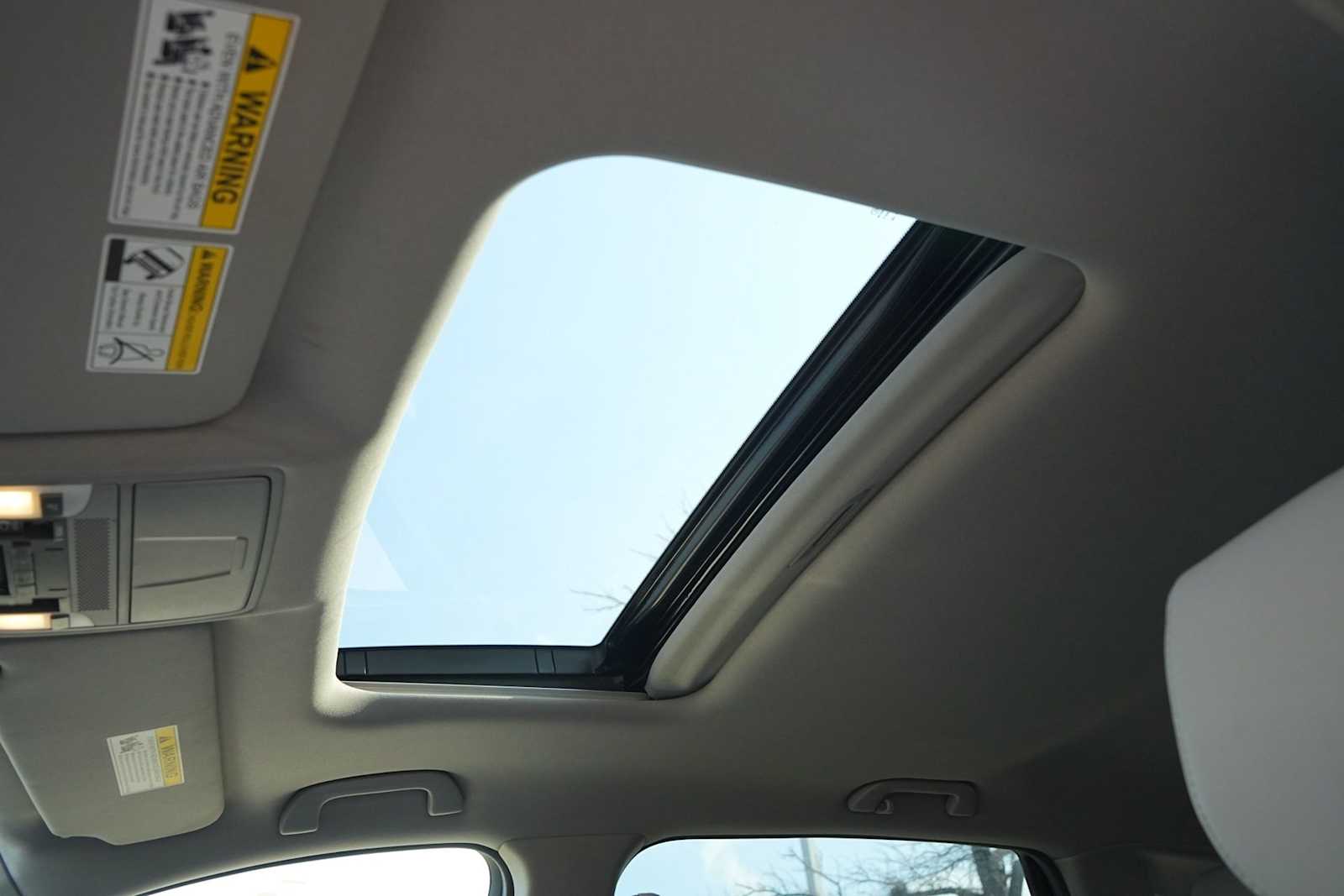 Thumbnail: 2017 Acura MDX - 24