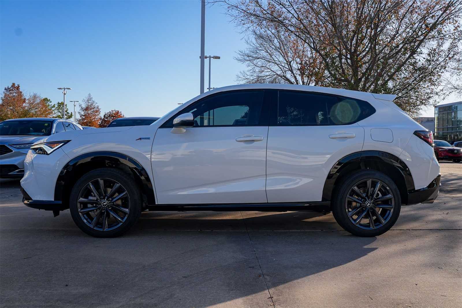 Thumbnail: 2025 Acura ADX - 3