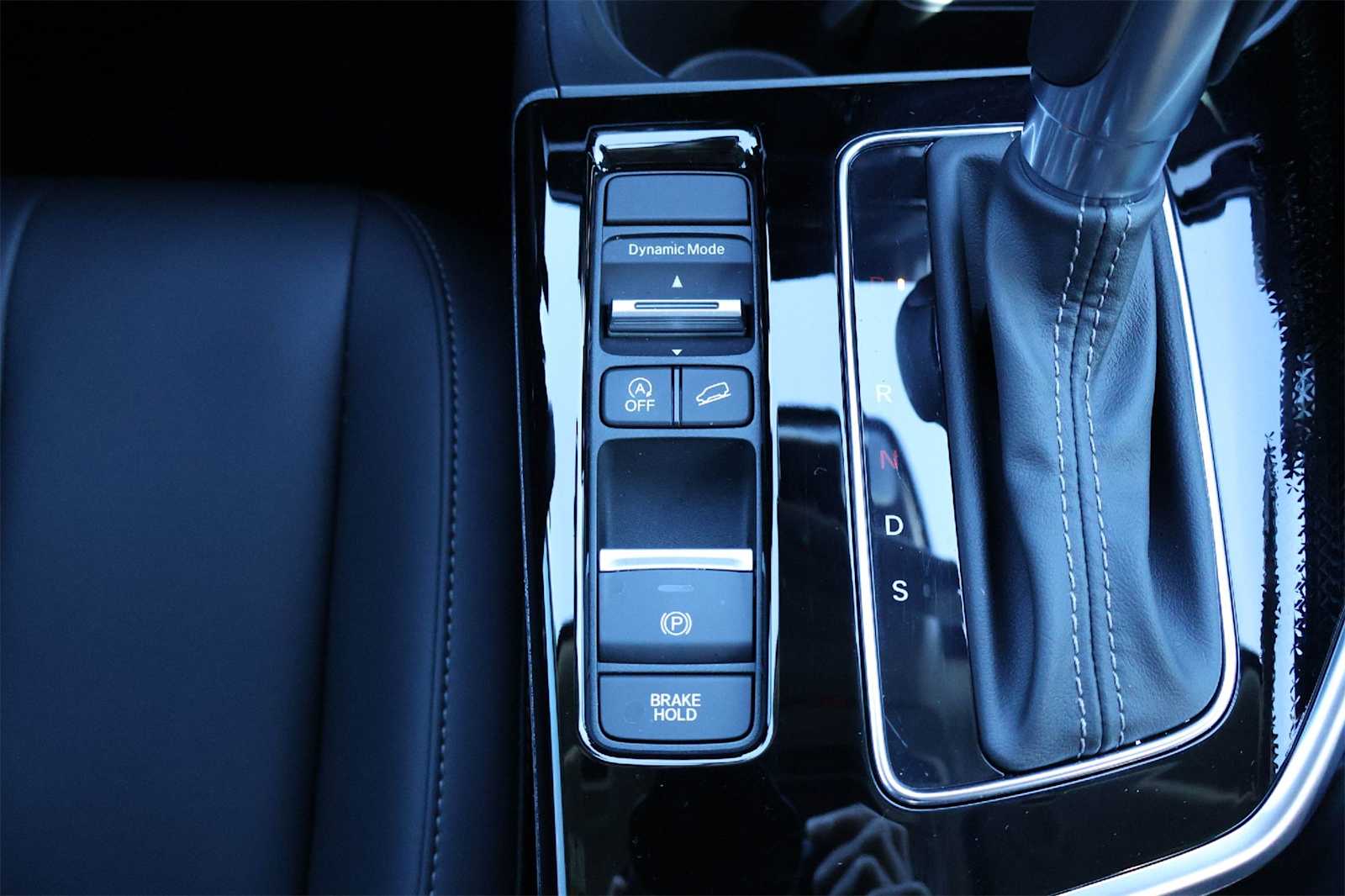 Thumbnail: 2025 Acura ADX - 25