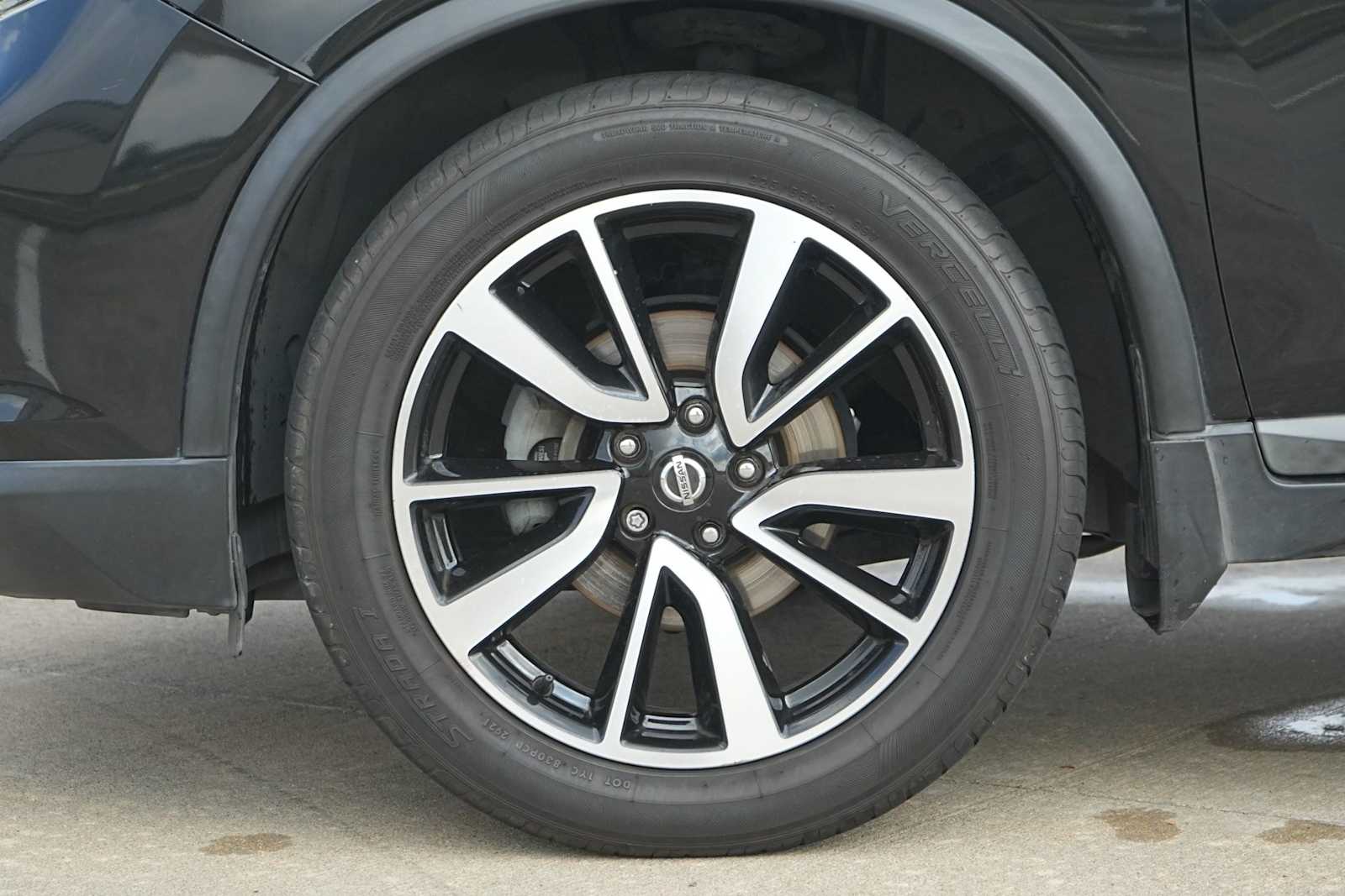 Thumbnail: 2019 Nissan Rogue - 7