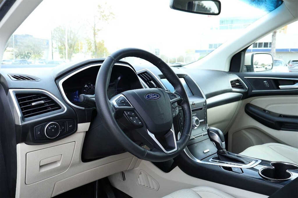 Used 2017 Ford Edge Titanium SUV