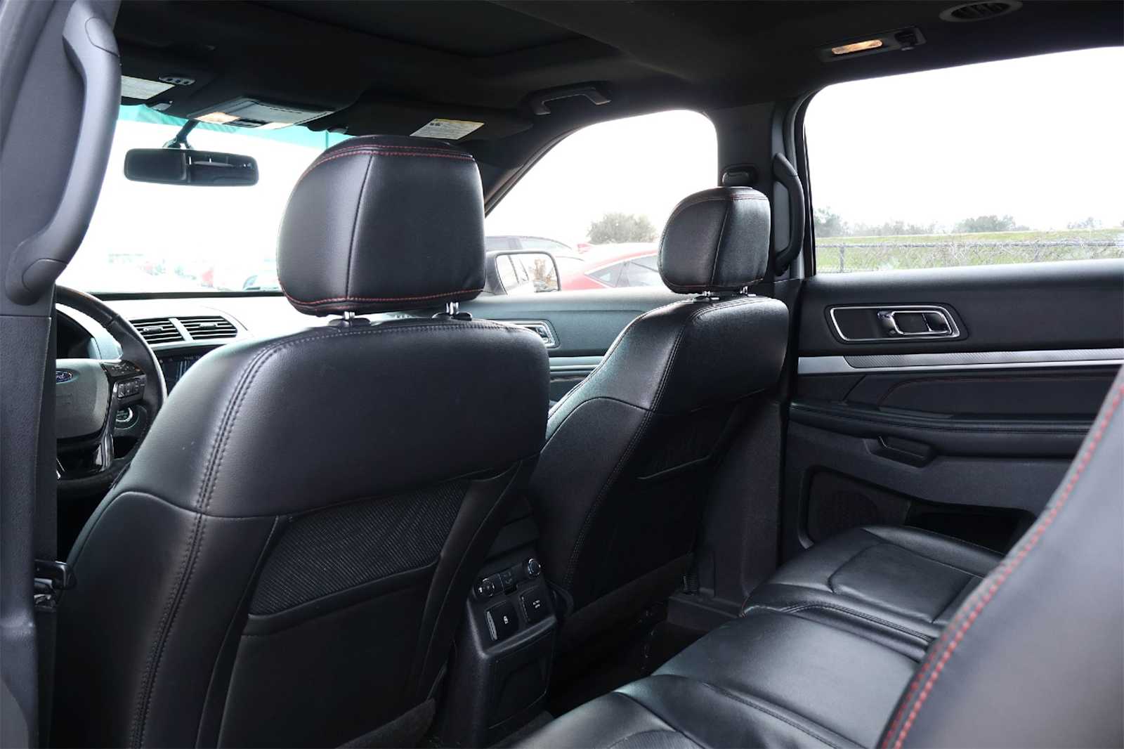 Thumbnail: 2017 Ford Explorer - 12