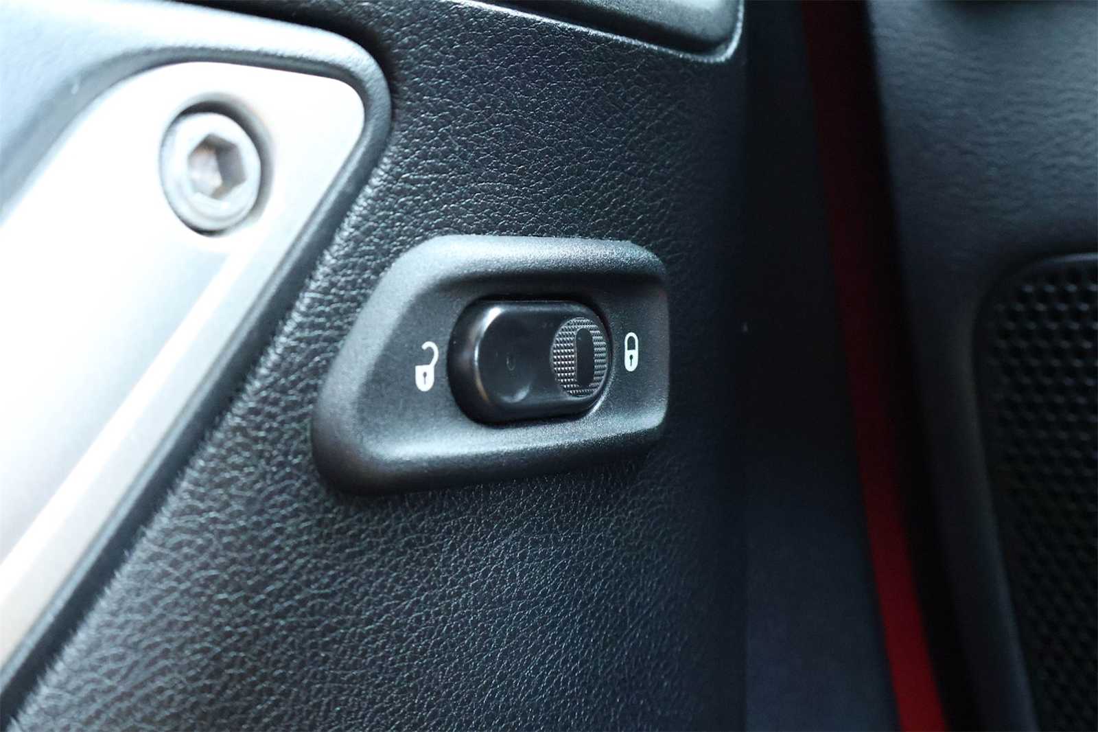 Thumbnail: 2012 Jeep Wrangler - 28