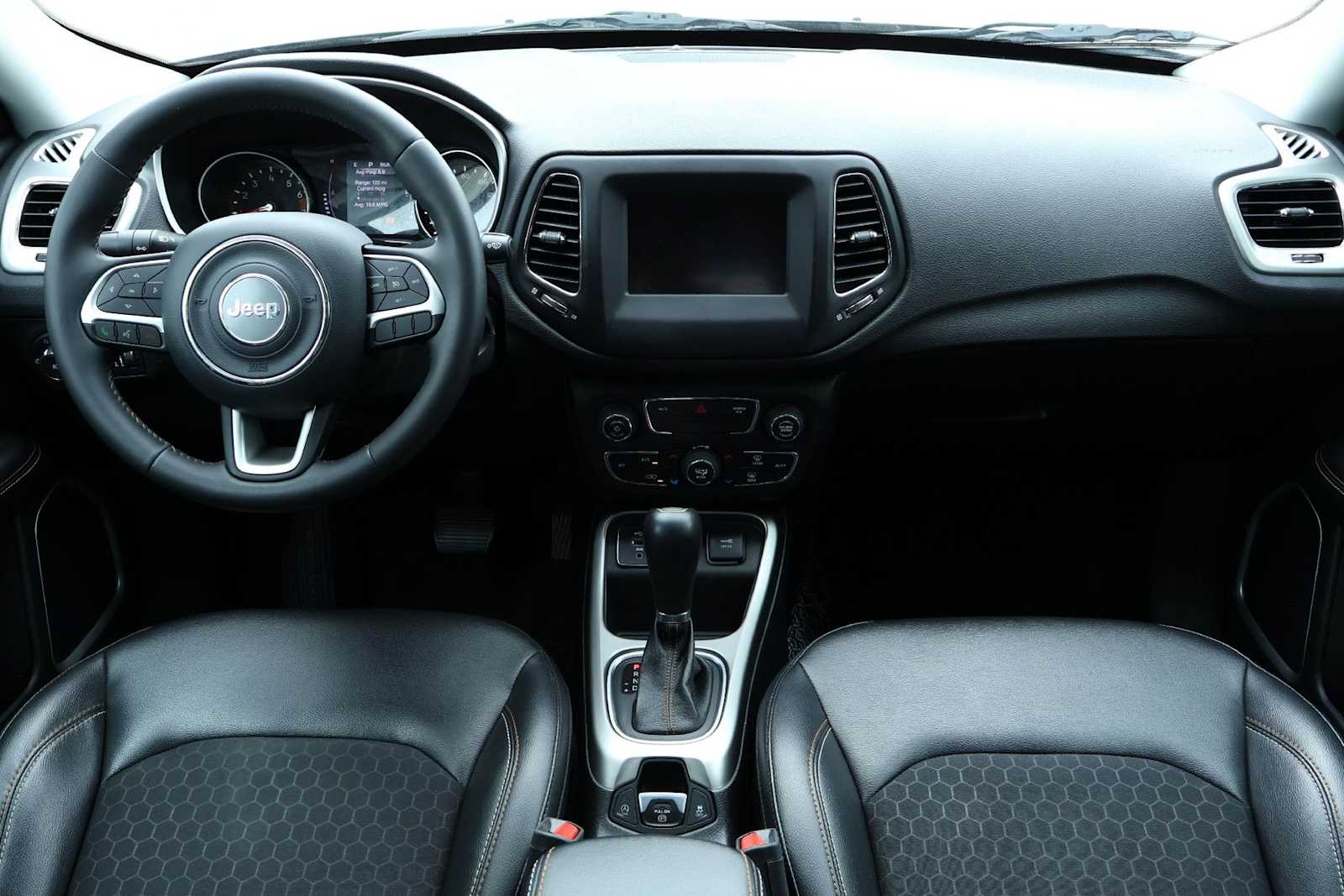 Thumbnail: 2019 Jeep Compass - 10