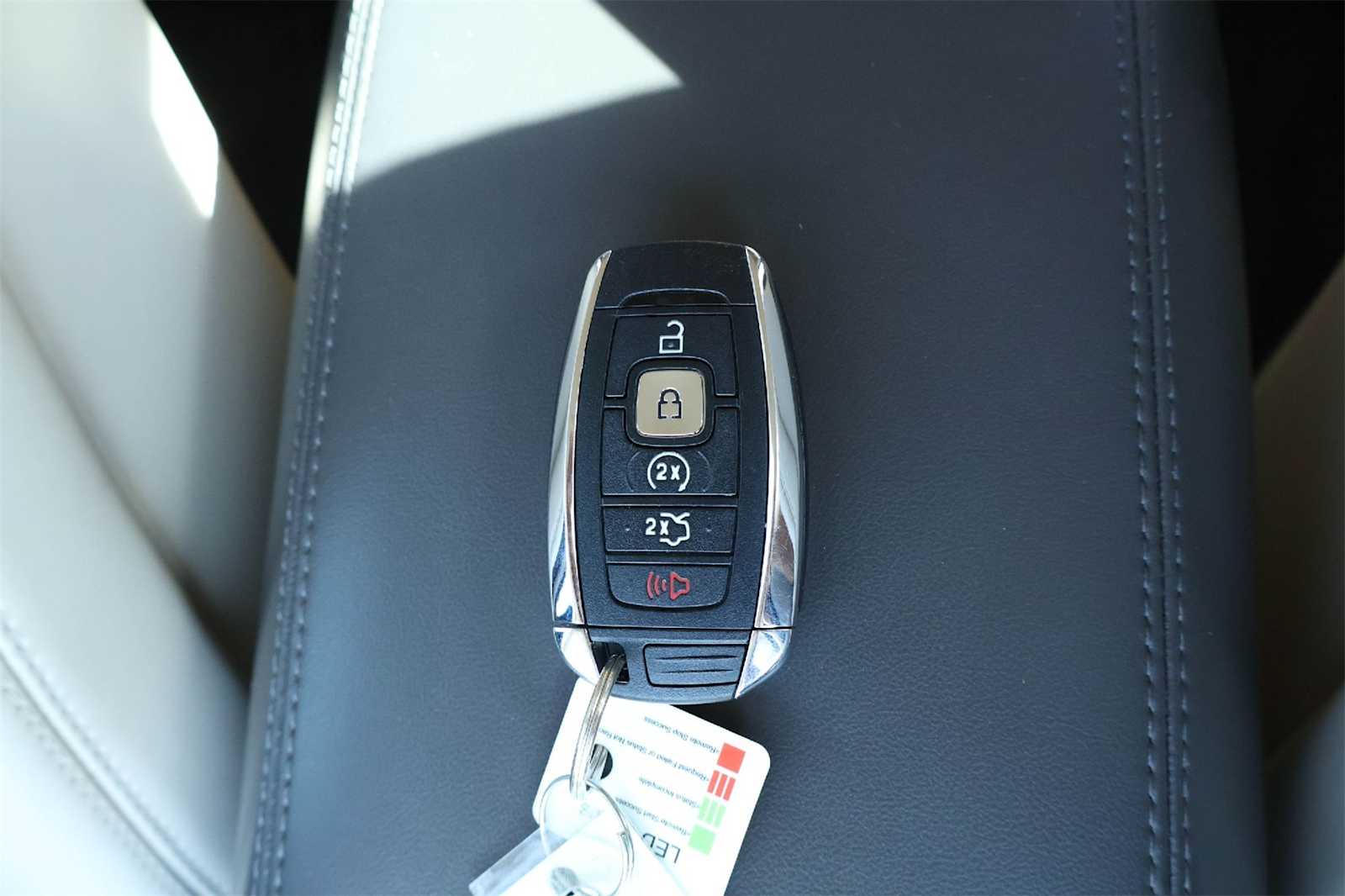 Thumbnail: 2018 Lincoln MKX - 19