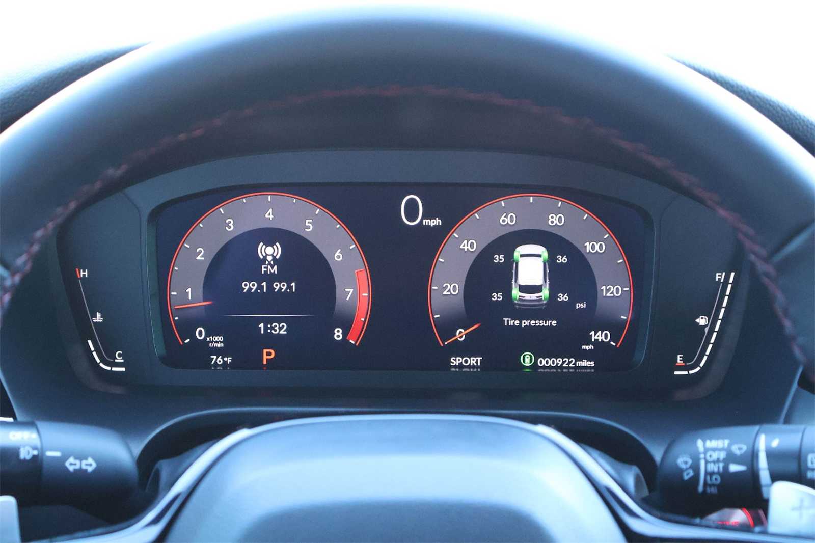 Thumbnail: 2025 Acura ADX - 18