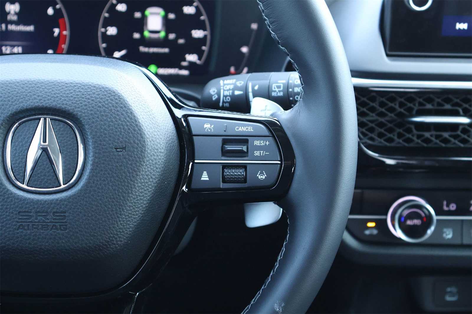 Thumbnail: 2025 Acura ADX - 23