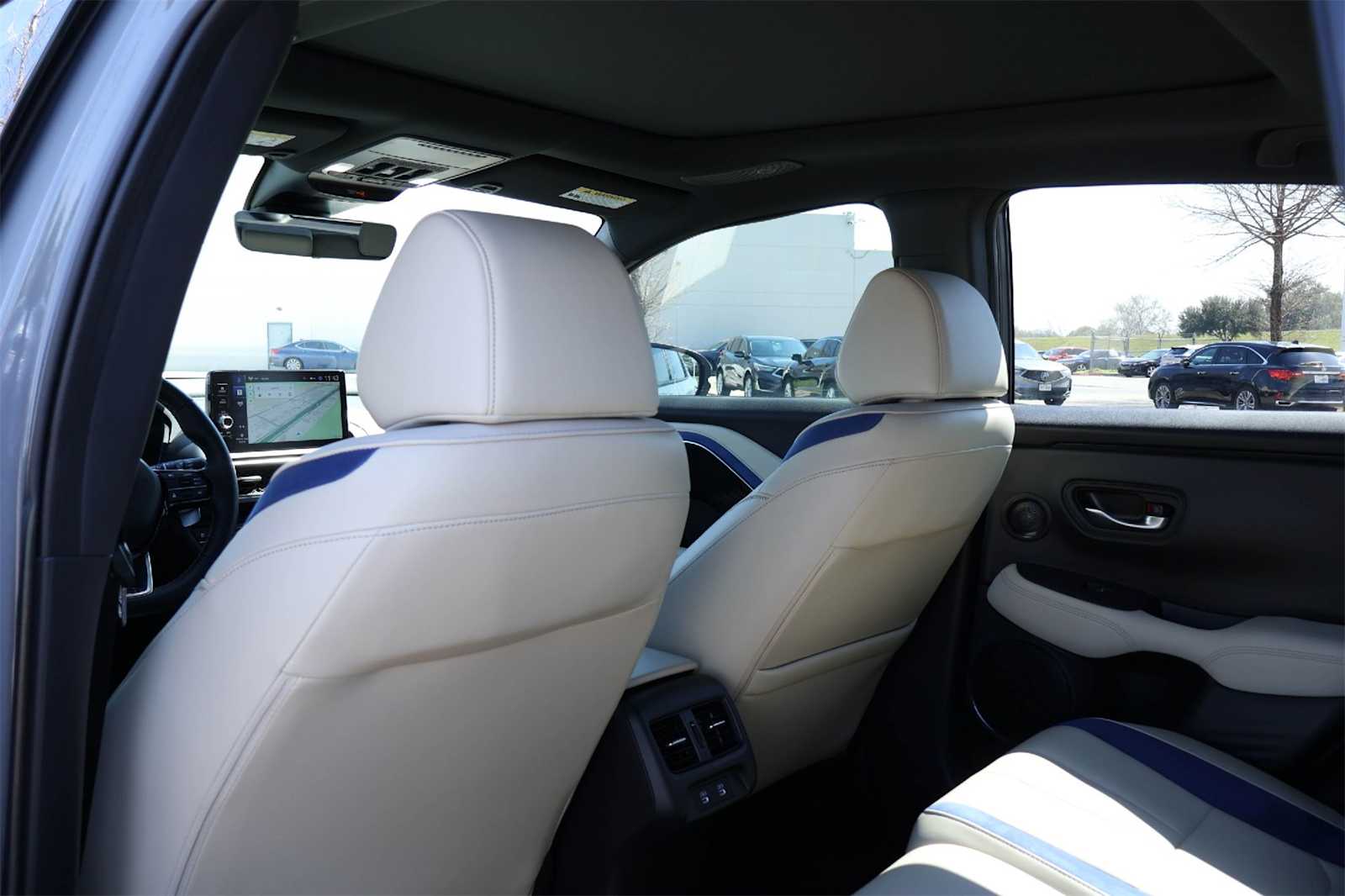 Thumbnail: 2025 Acura ADX - 12