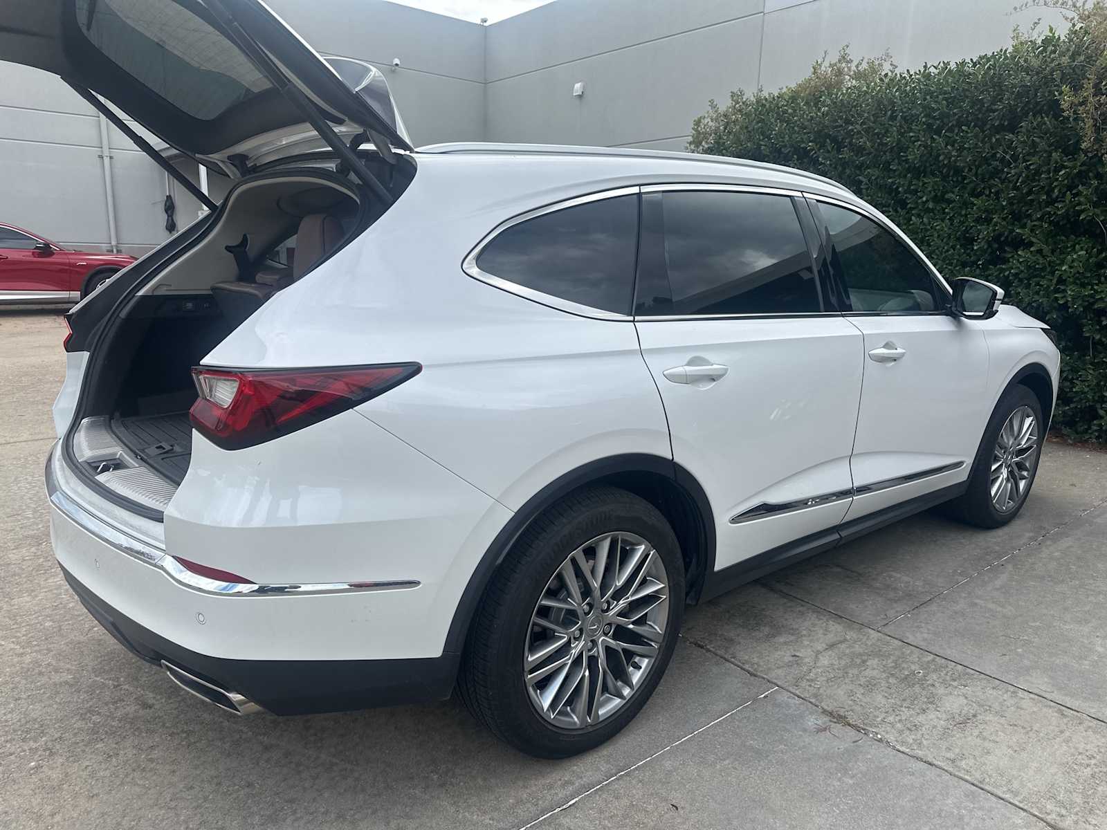 Thumbnail: 2023 Acura MDX - 4
