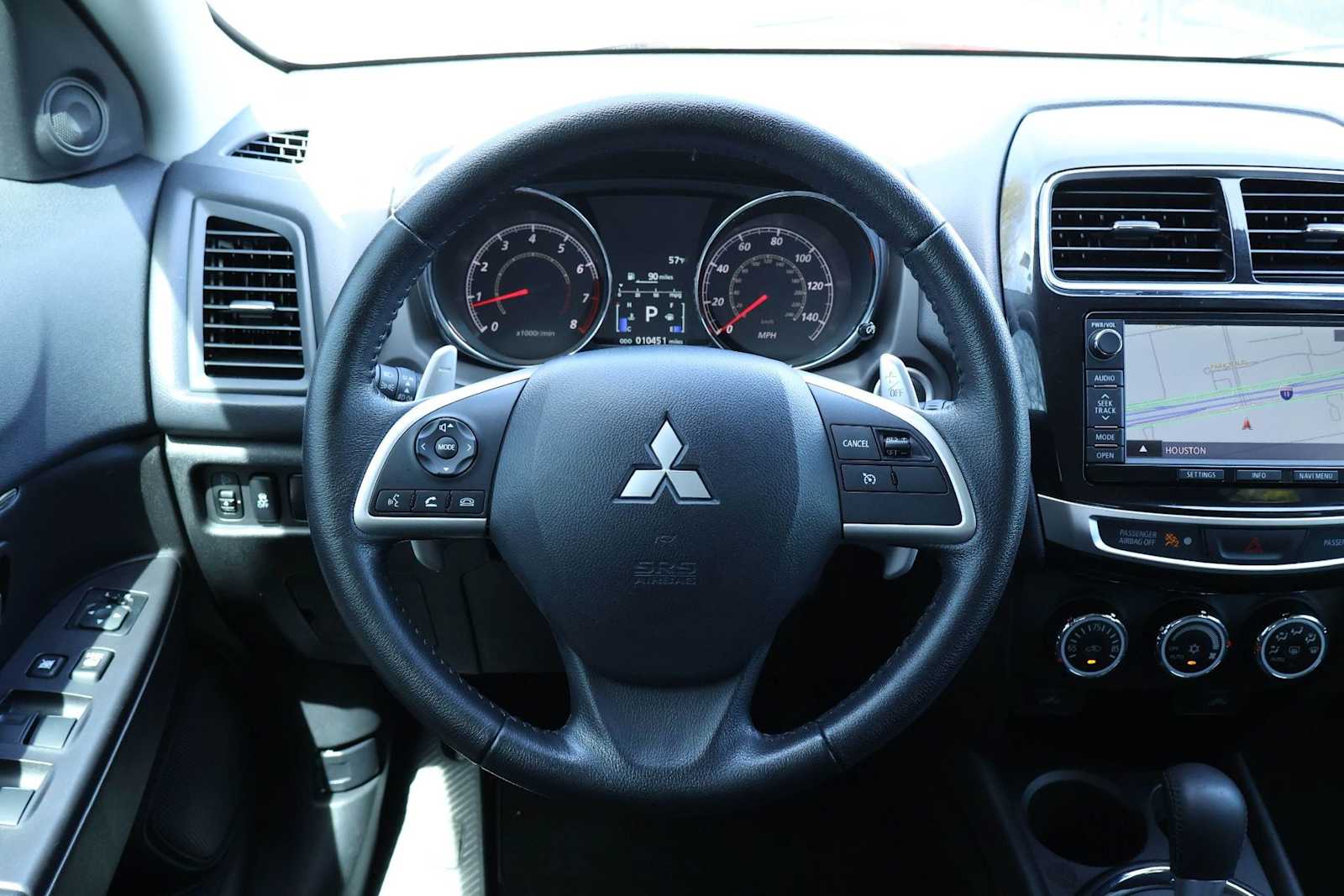 Thumbnail: 2015 Mitsubishi Outlander Sport - 15