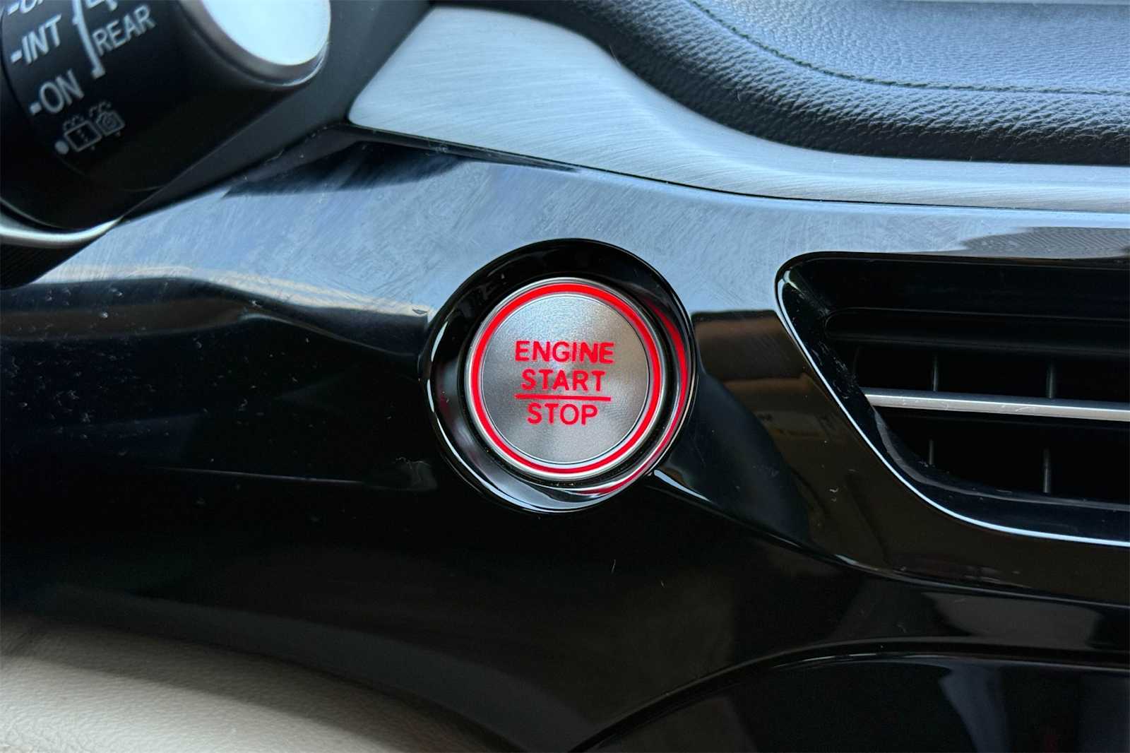 Thumbnail: 2024 Acura MDX - 26