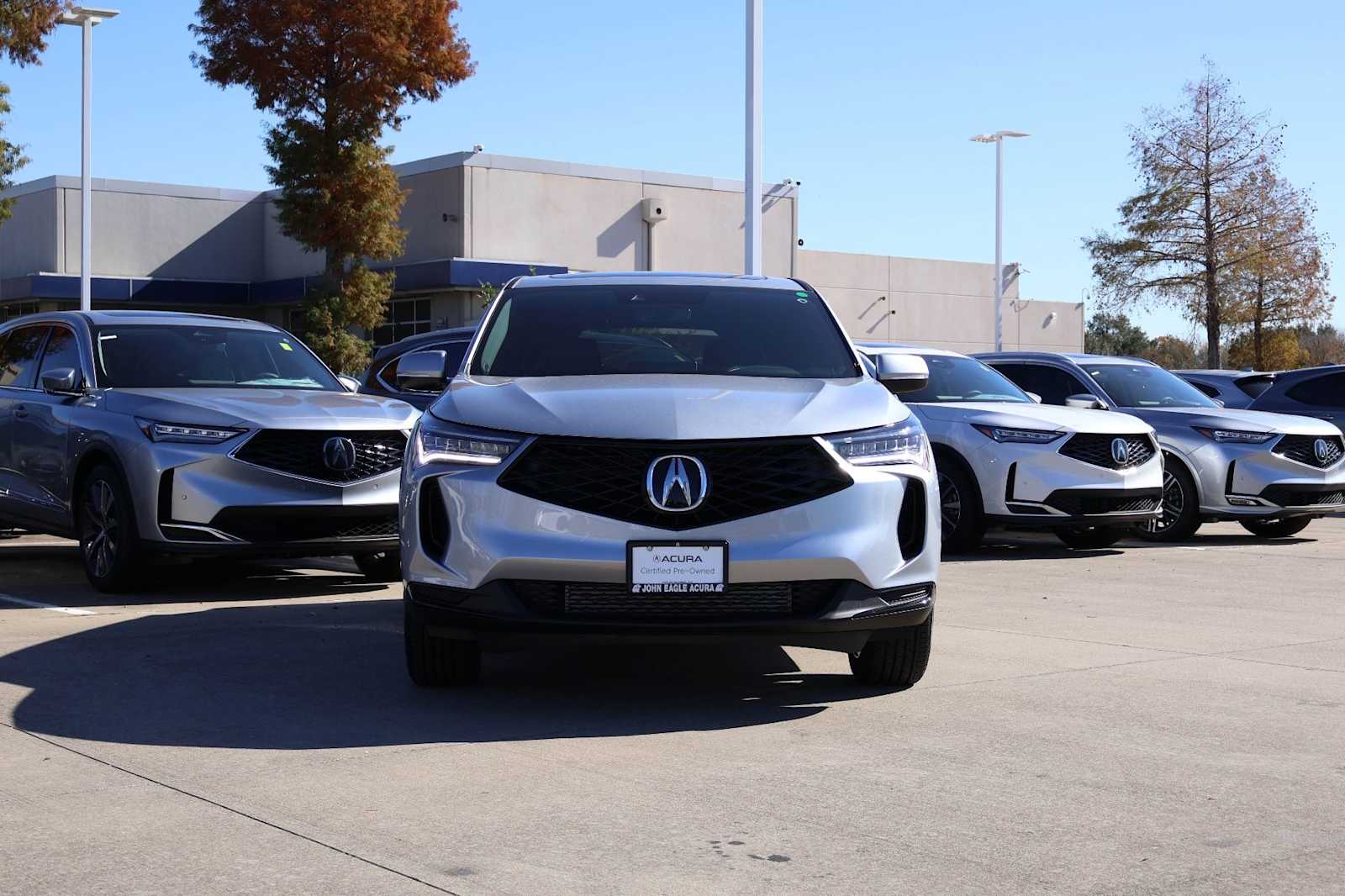 Thumbnail: 2025 Acura RDX - 6