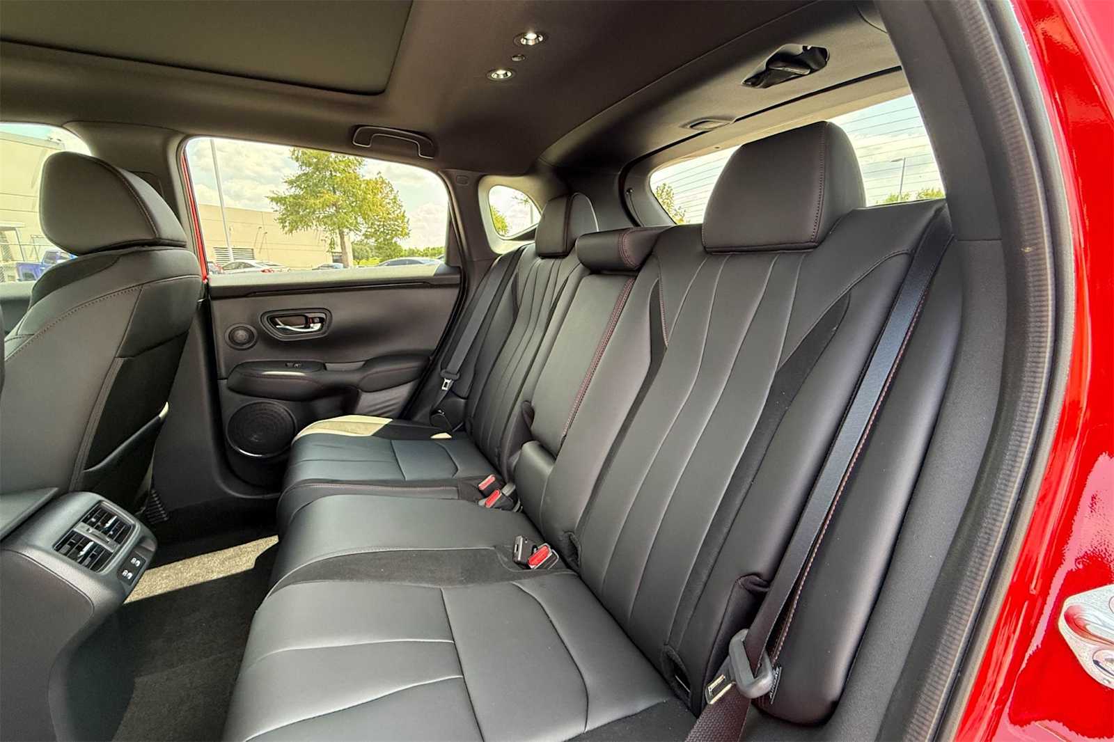 Thumbnail: 2025 Acura ADX - 13