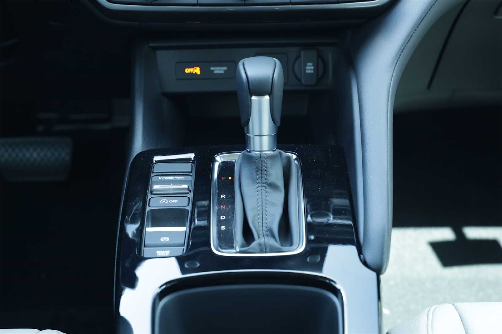 Thumbnail: 2025 Acura Integra - 16